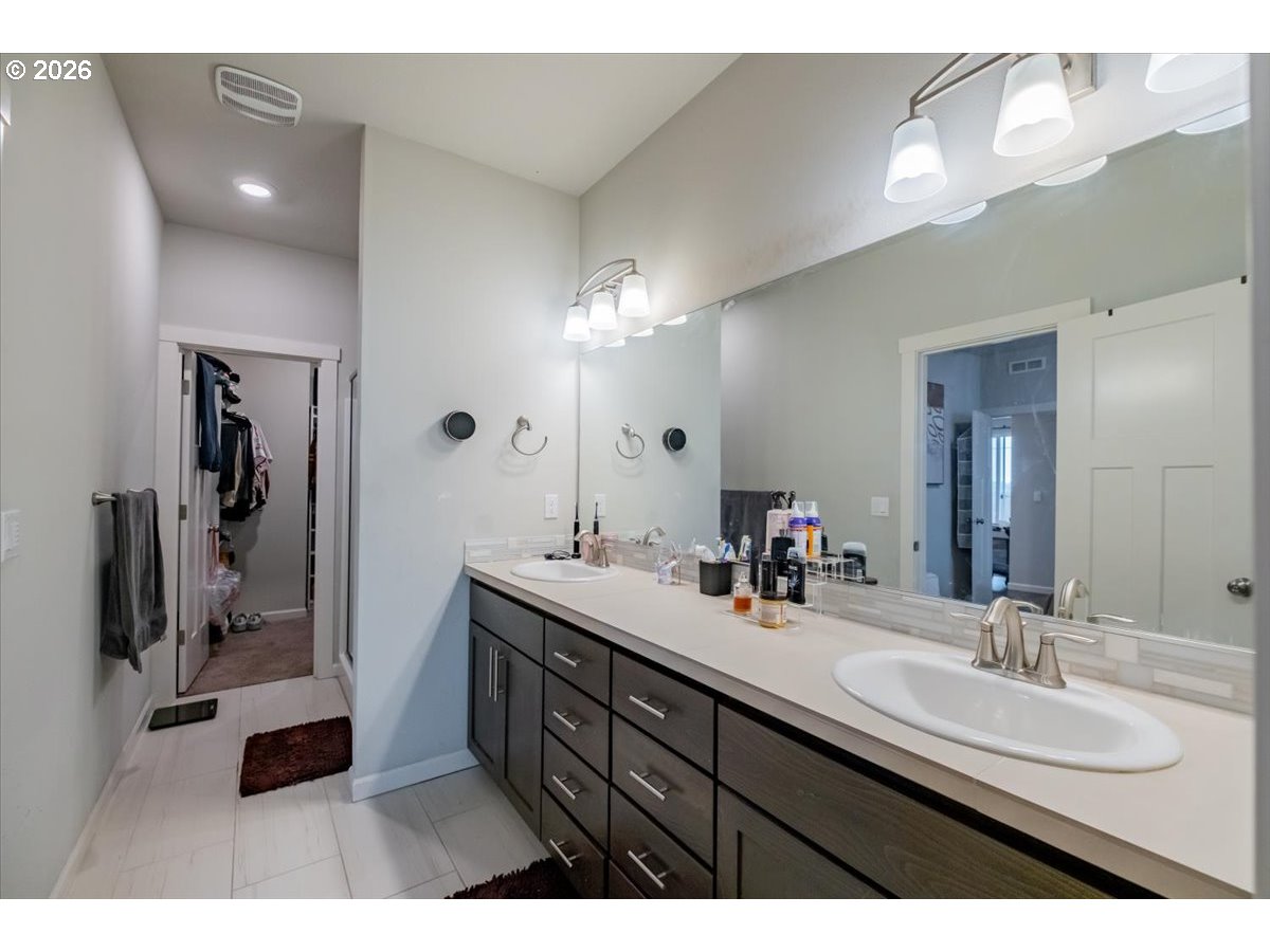1548 Nolan Ave Property Photo 15