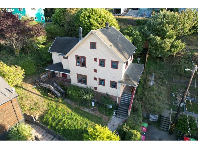 152 WASHINGTON ST Property Photo 1