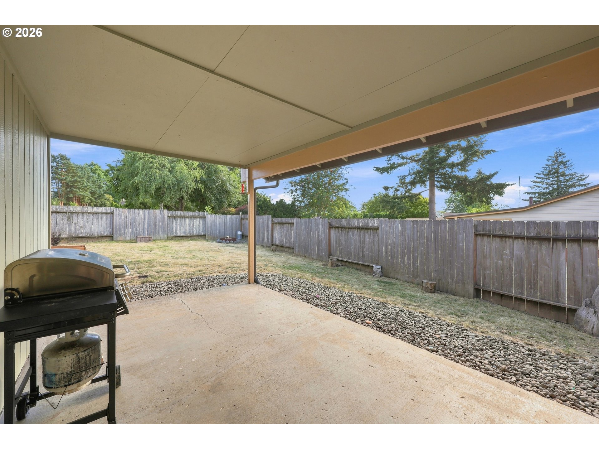 38370 Sandy Heights St Property Photo 24