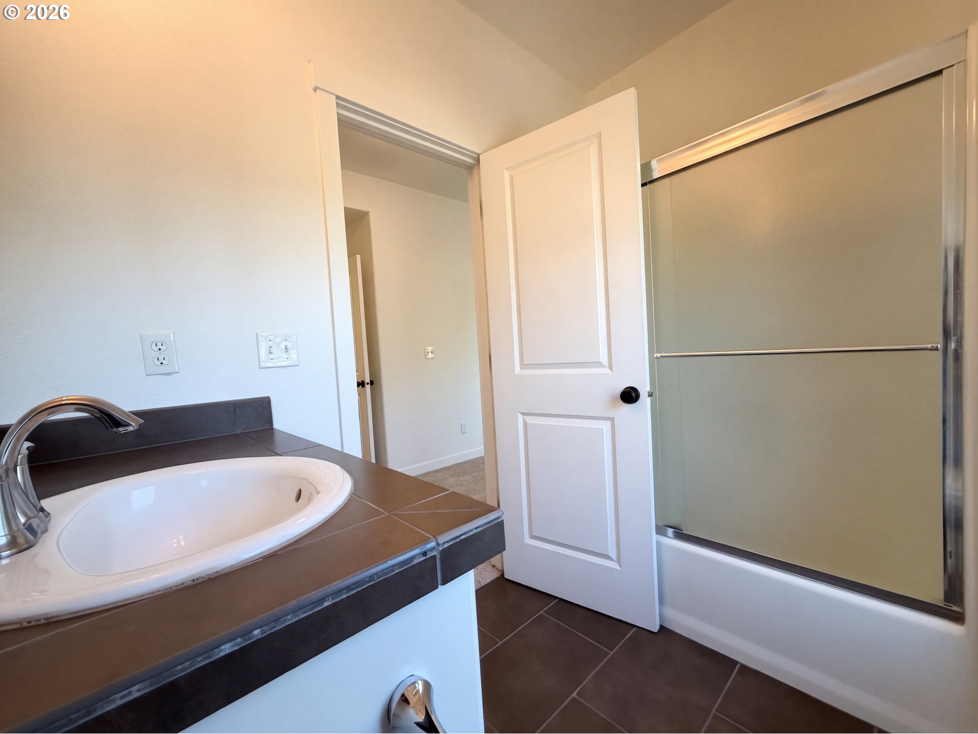 632 Ne Garswood Ln Property Photo 9