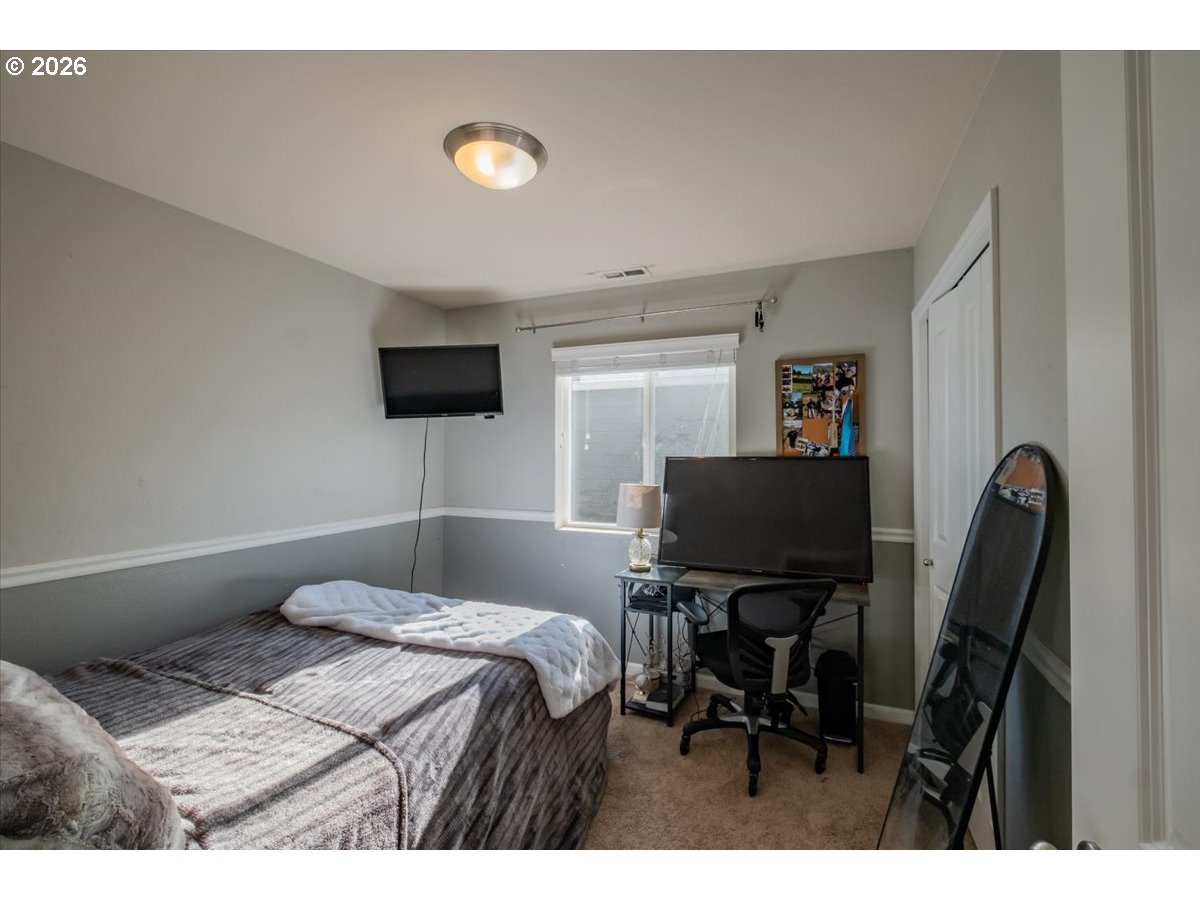 2952 Persimmon Way Property Photo 20