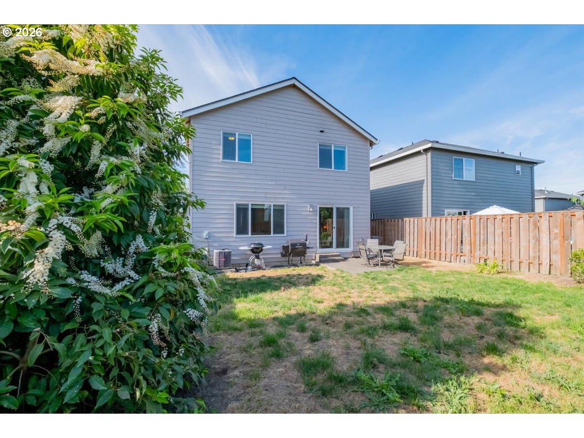 2952 Persimmon Way Property Photo 24