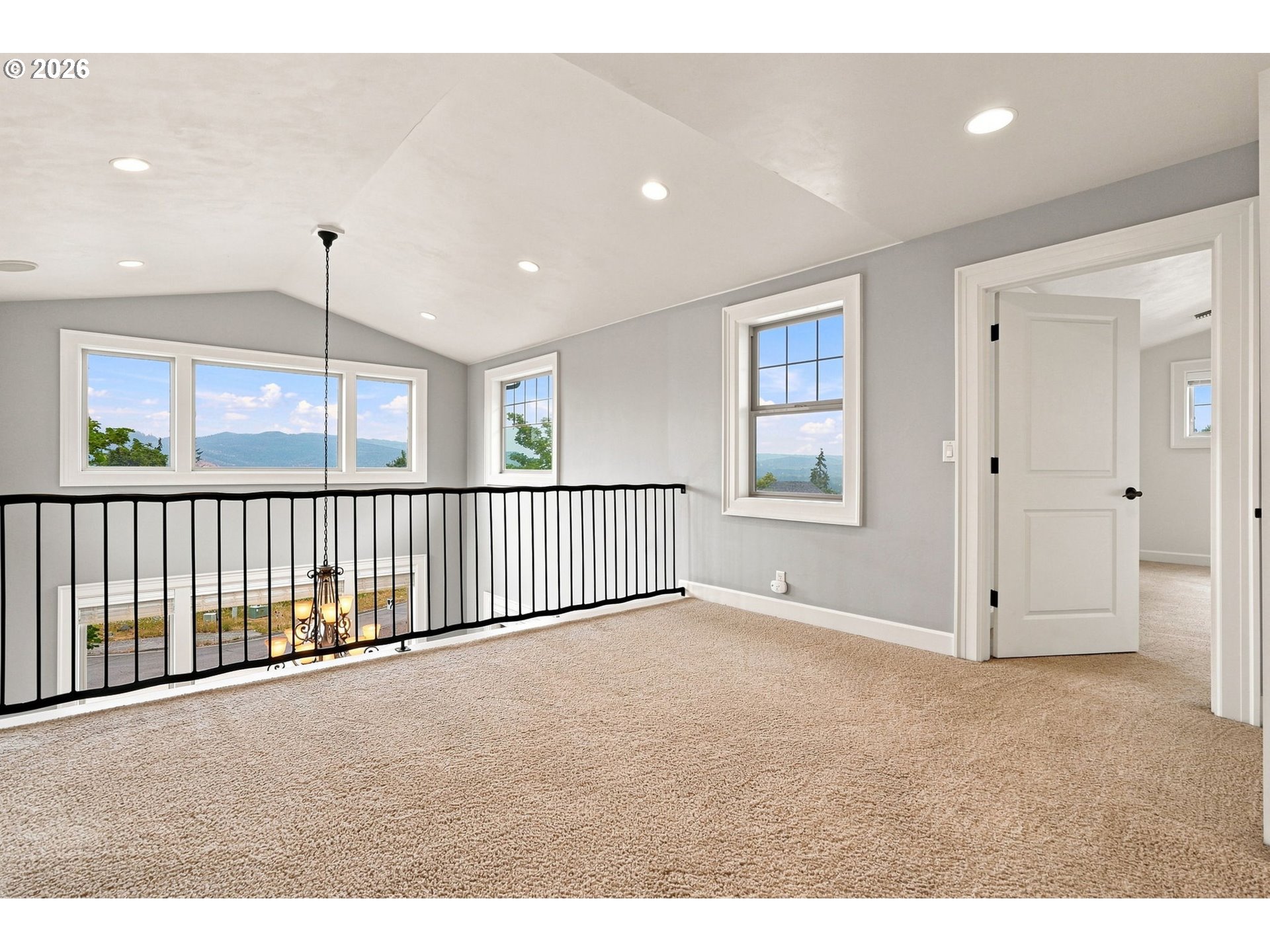 6107 Forest Ridge Dr Property Photo 18