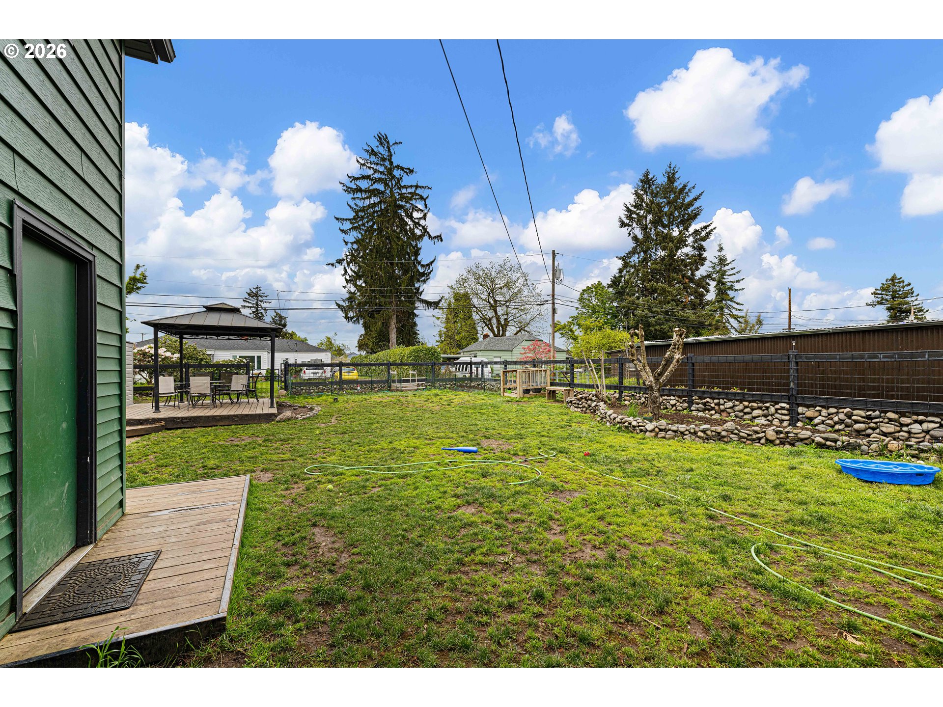 220 21st St Property Photo 18