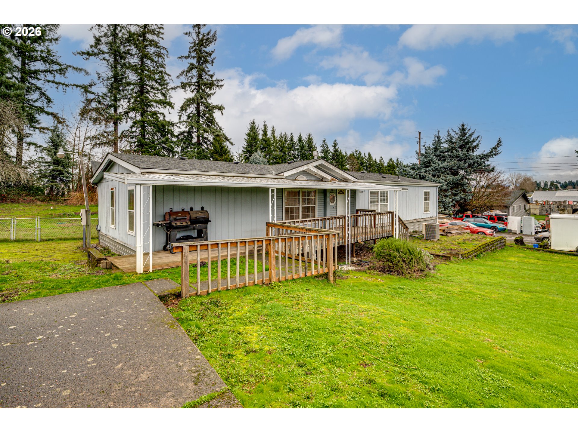 3608 Ne 74th St Property Photo 3