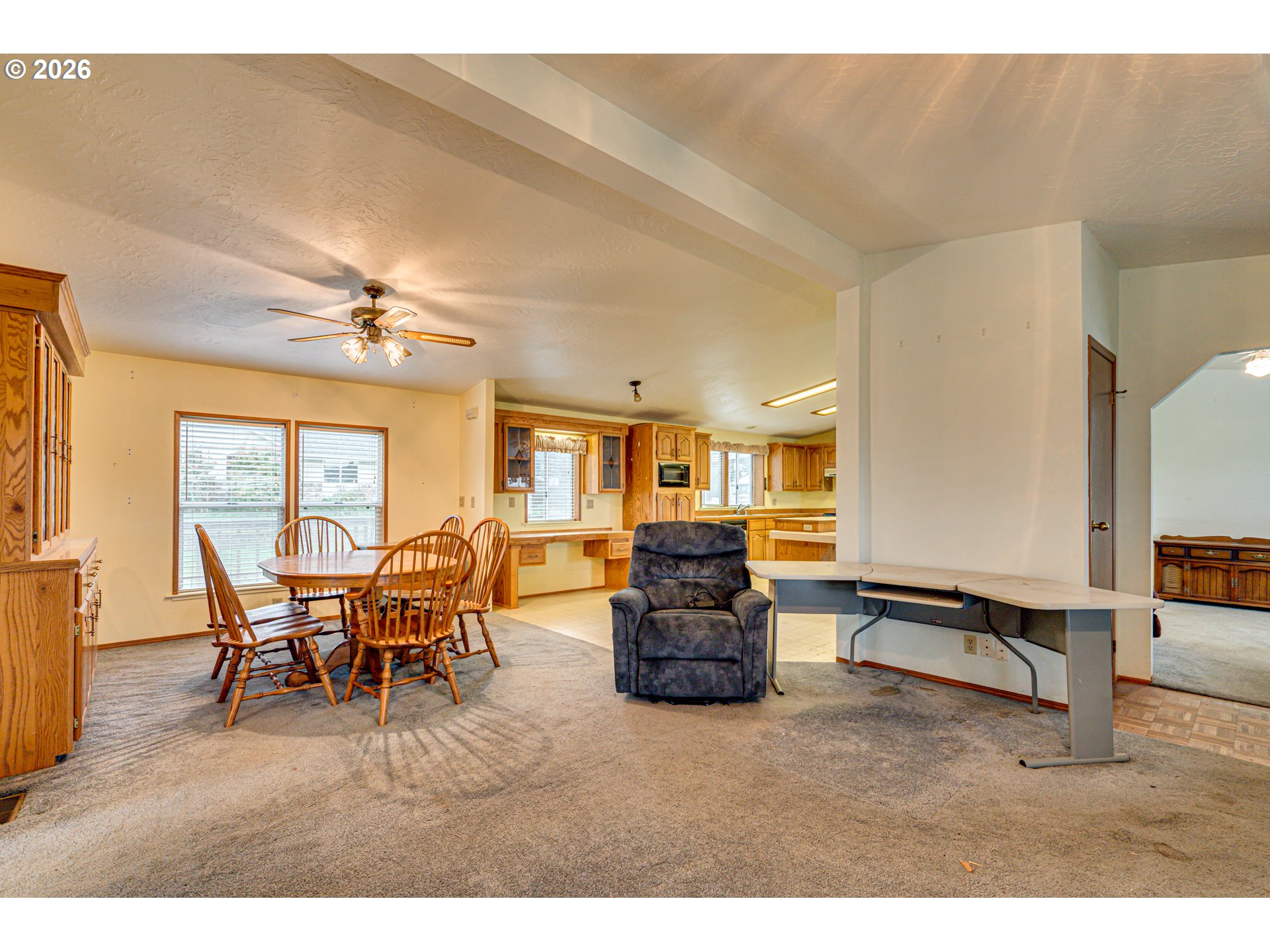 3608 Ne 74th St Property Photo 11