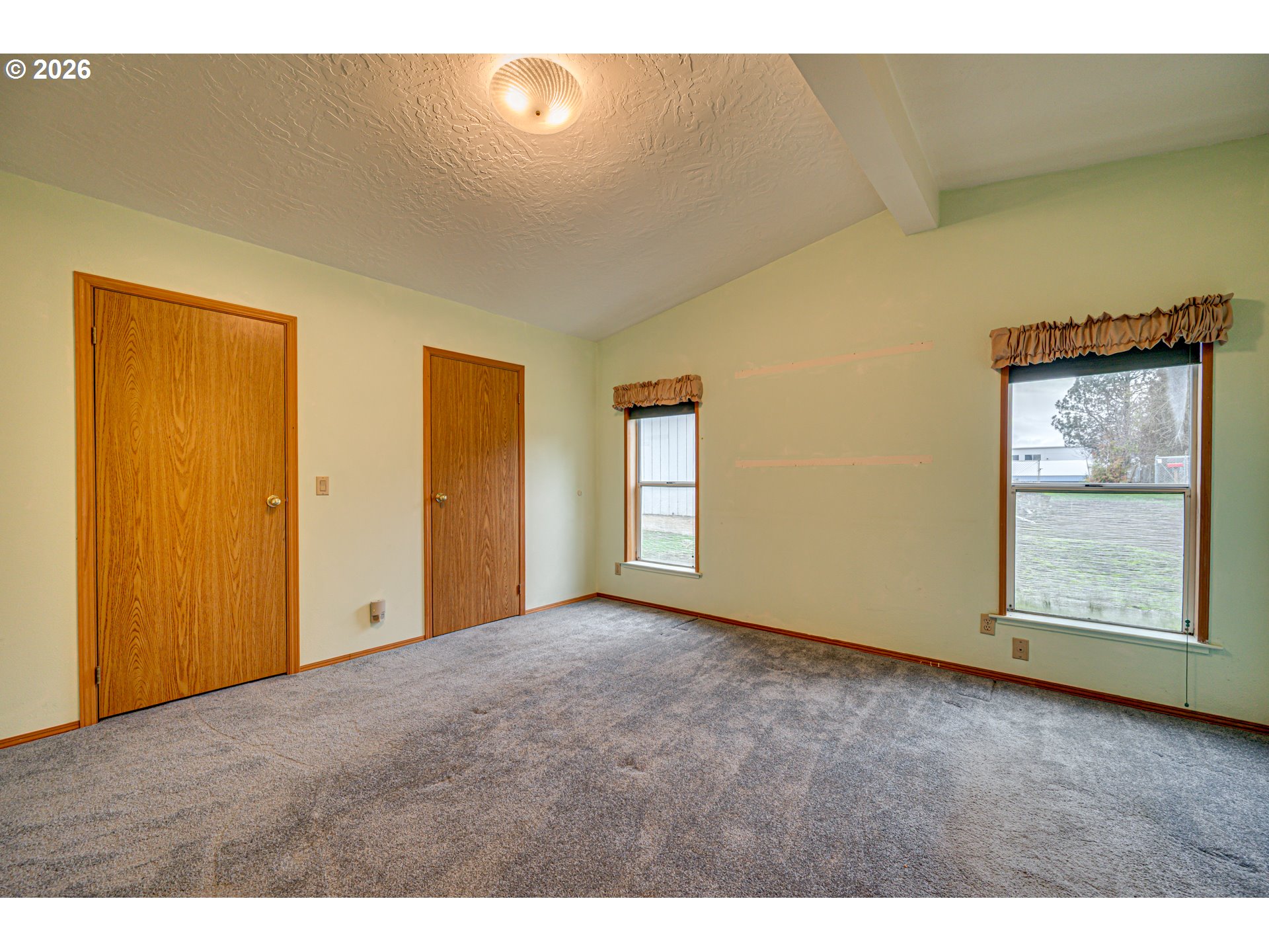 3608 Ne 74th St Property Photo 13