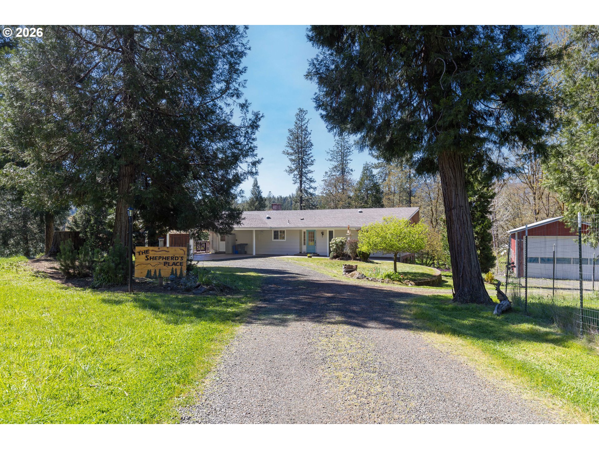 135 Champagne Dr Property Photo 1