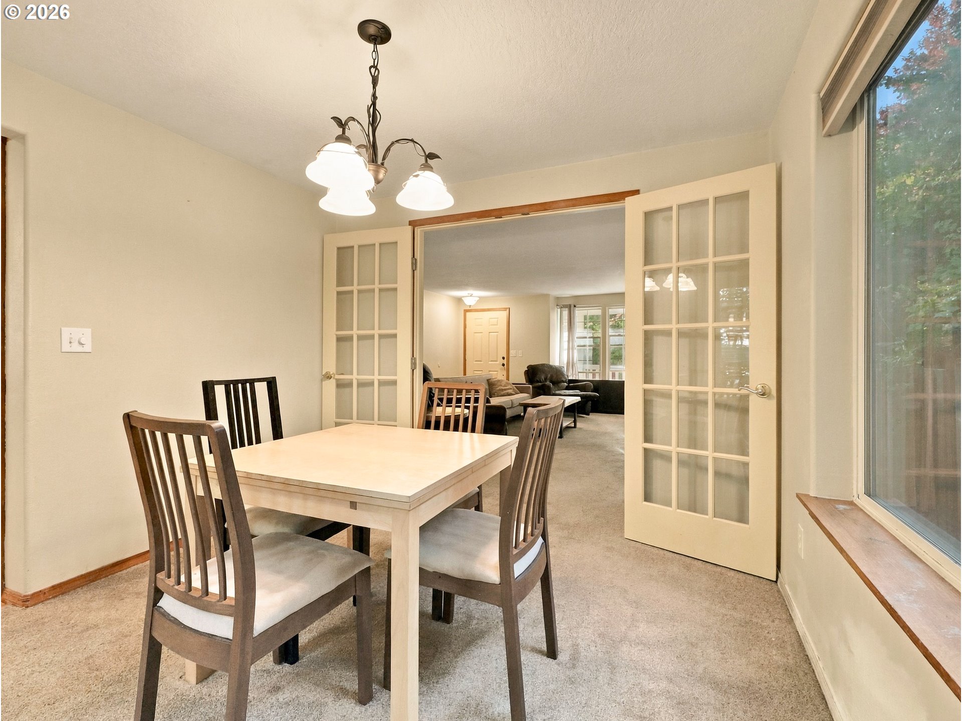 3608 N Ivy Dr Property Photo 4