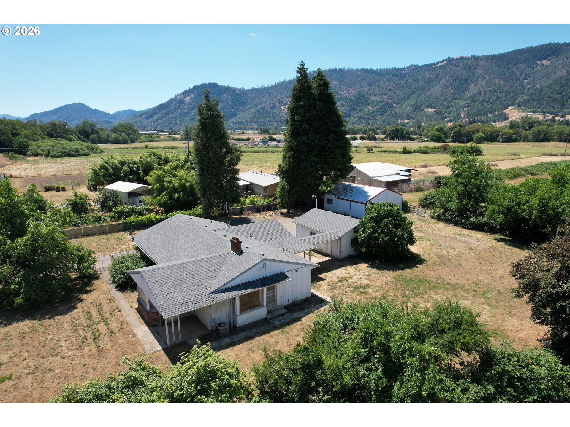 309 N Old Pacific Hwy Property Photo 1