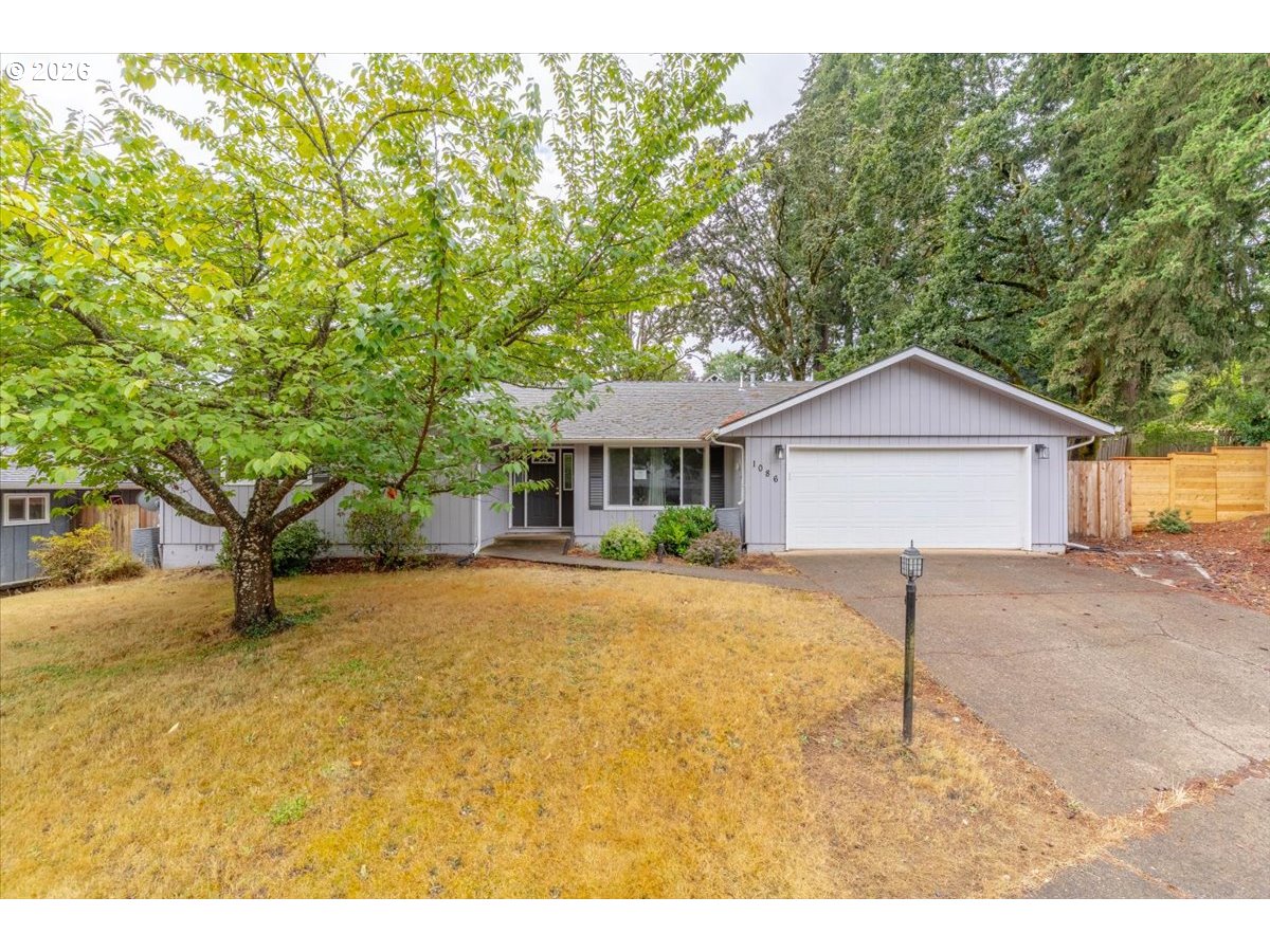 1086 Hanover Ct Property Photo 1