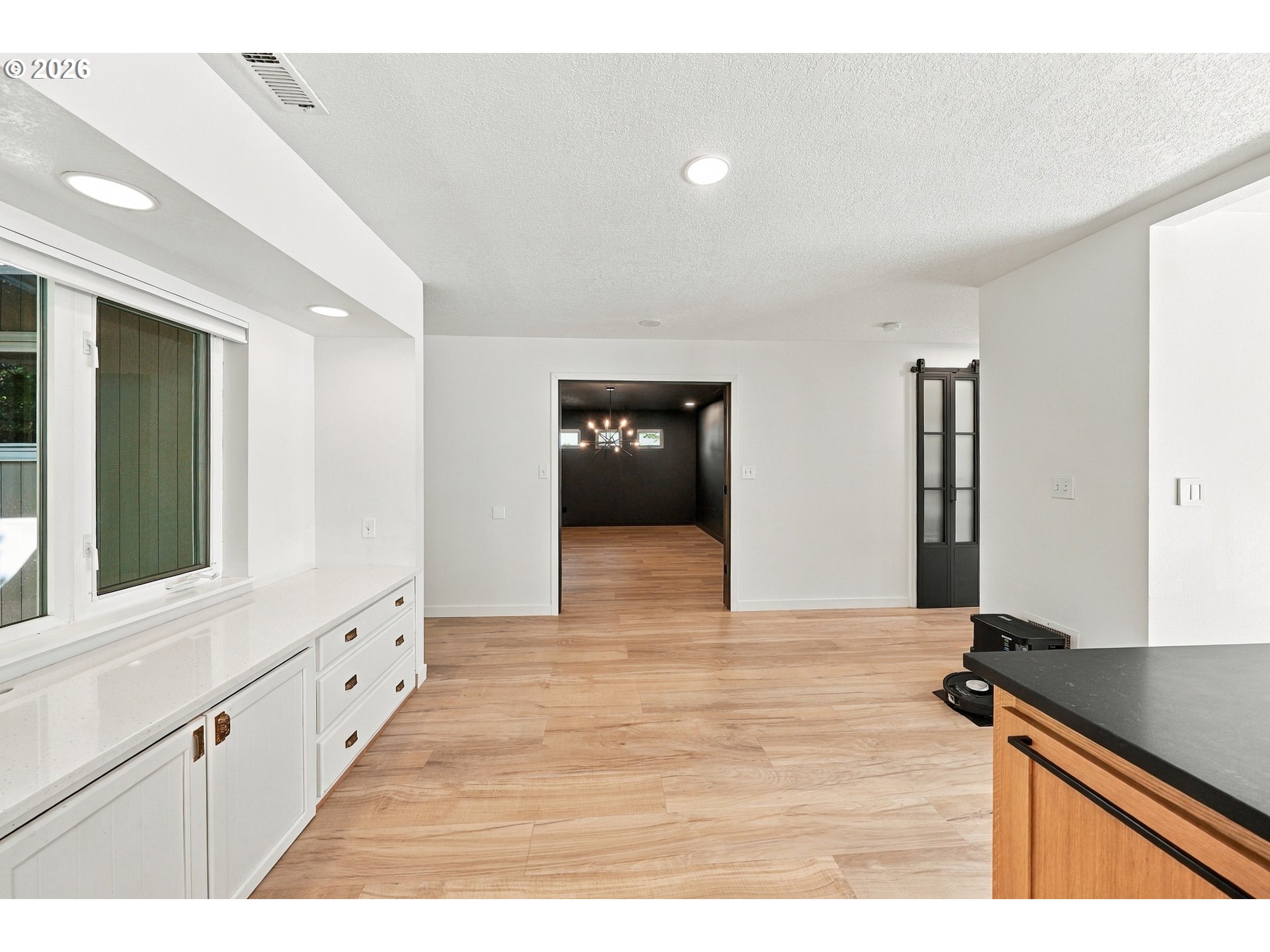 21 N River Dr Property Photo 17