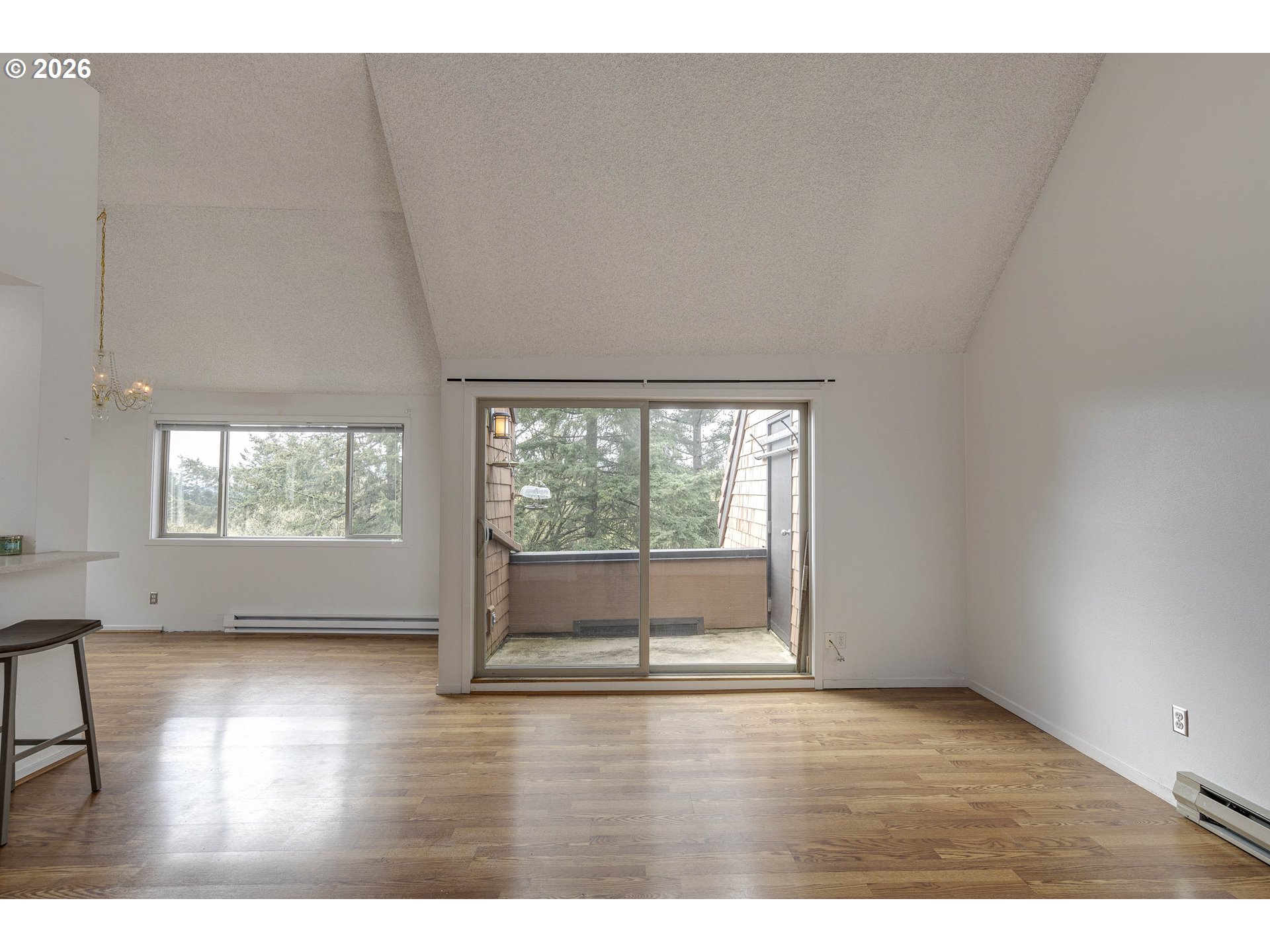 48 Oswego Smt Property Photo 16