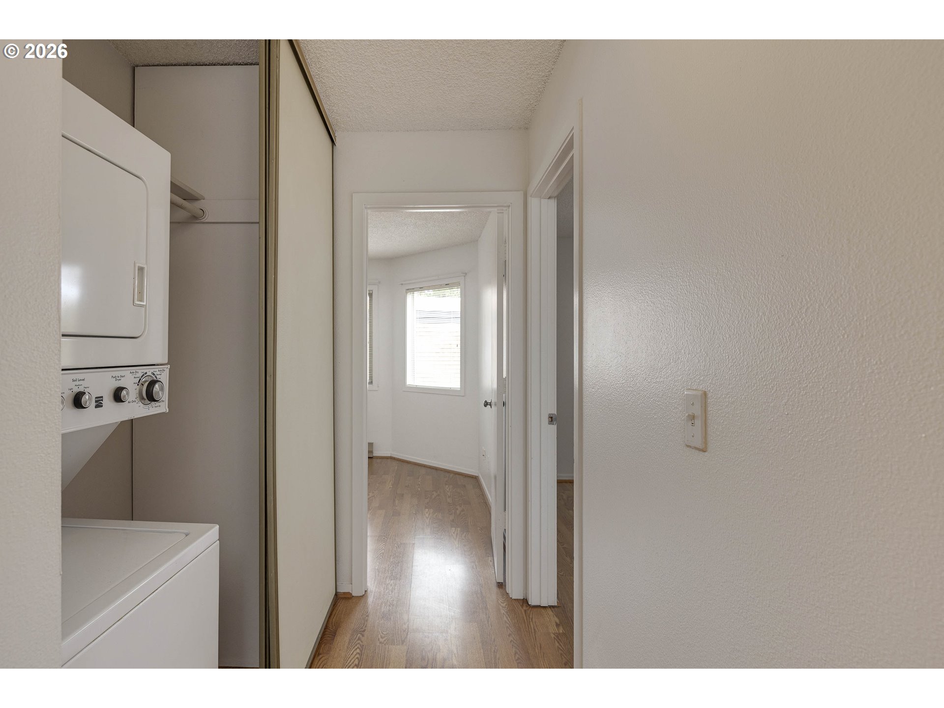 48 Oswego Smt Property Photo 18
