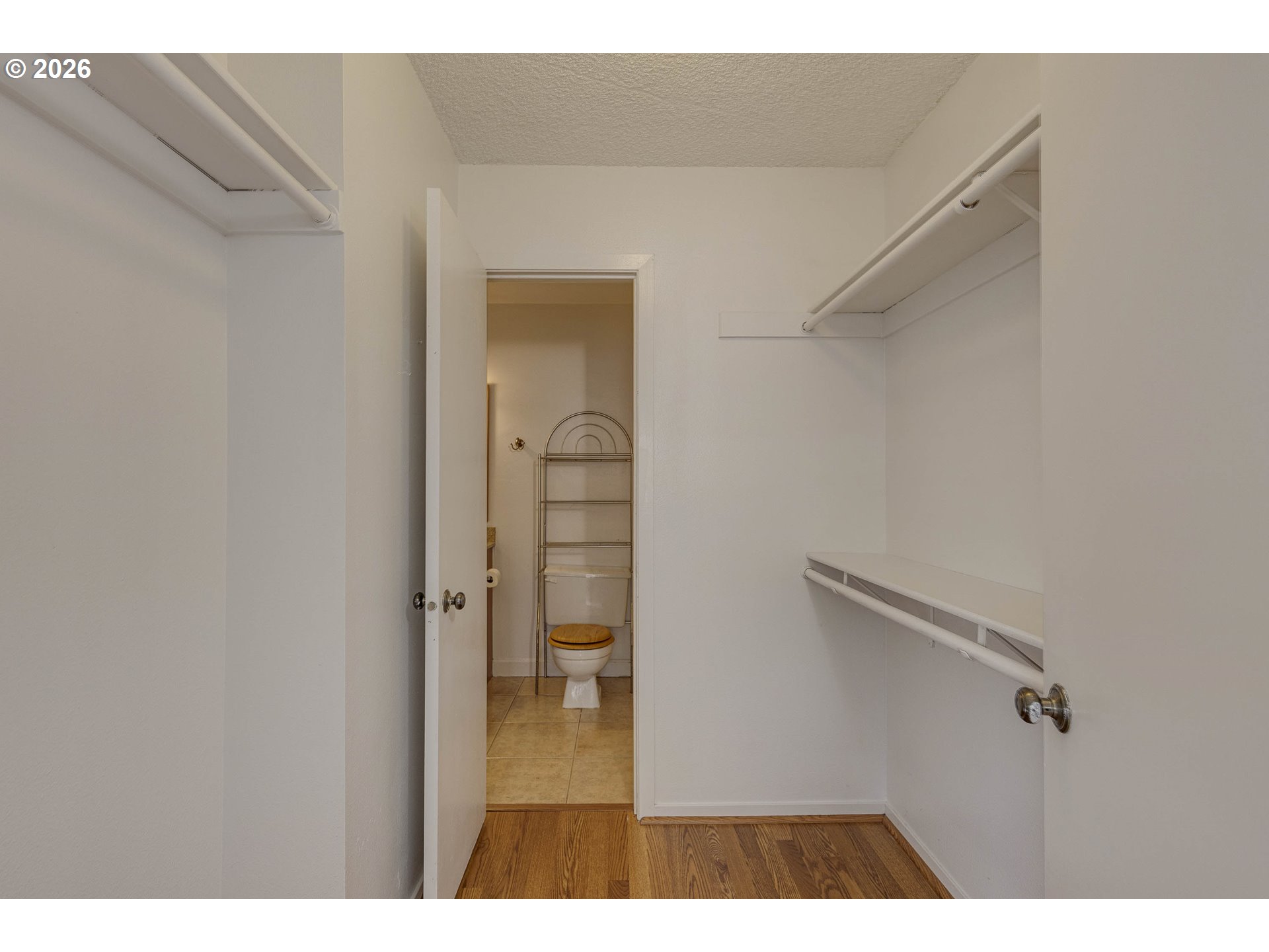 48 Oswego Smt Property Photo 25