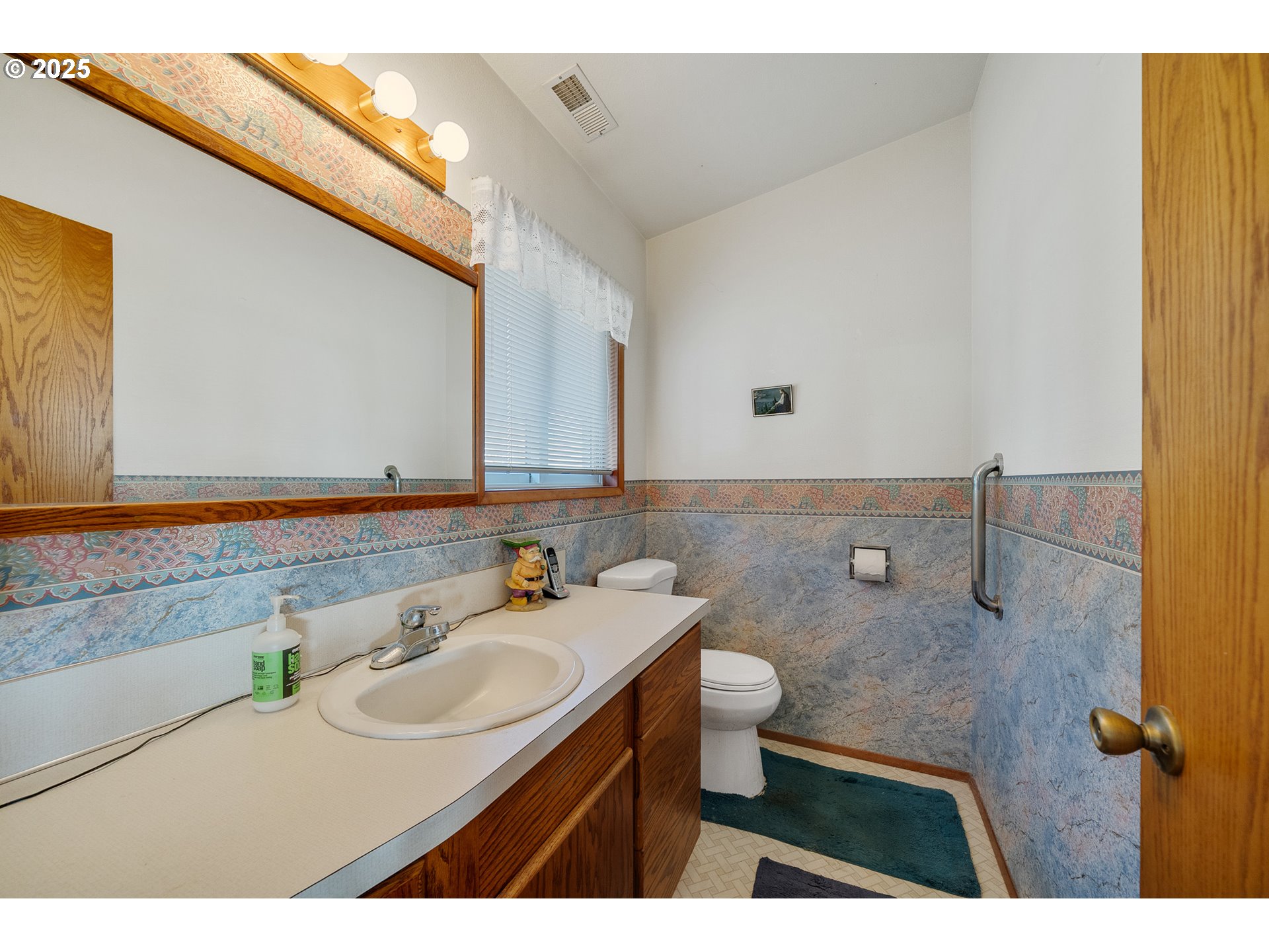 305 Cypress Ave Property Photo 11