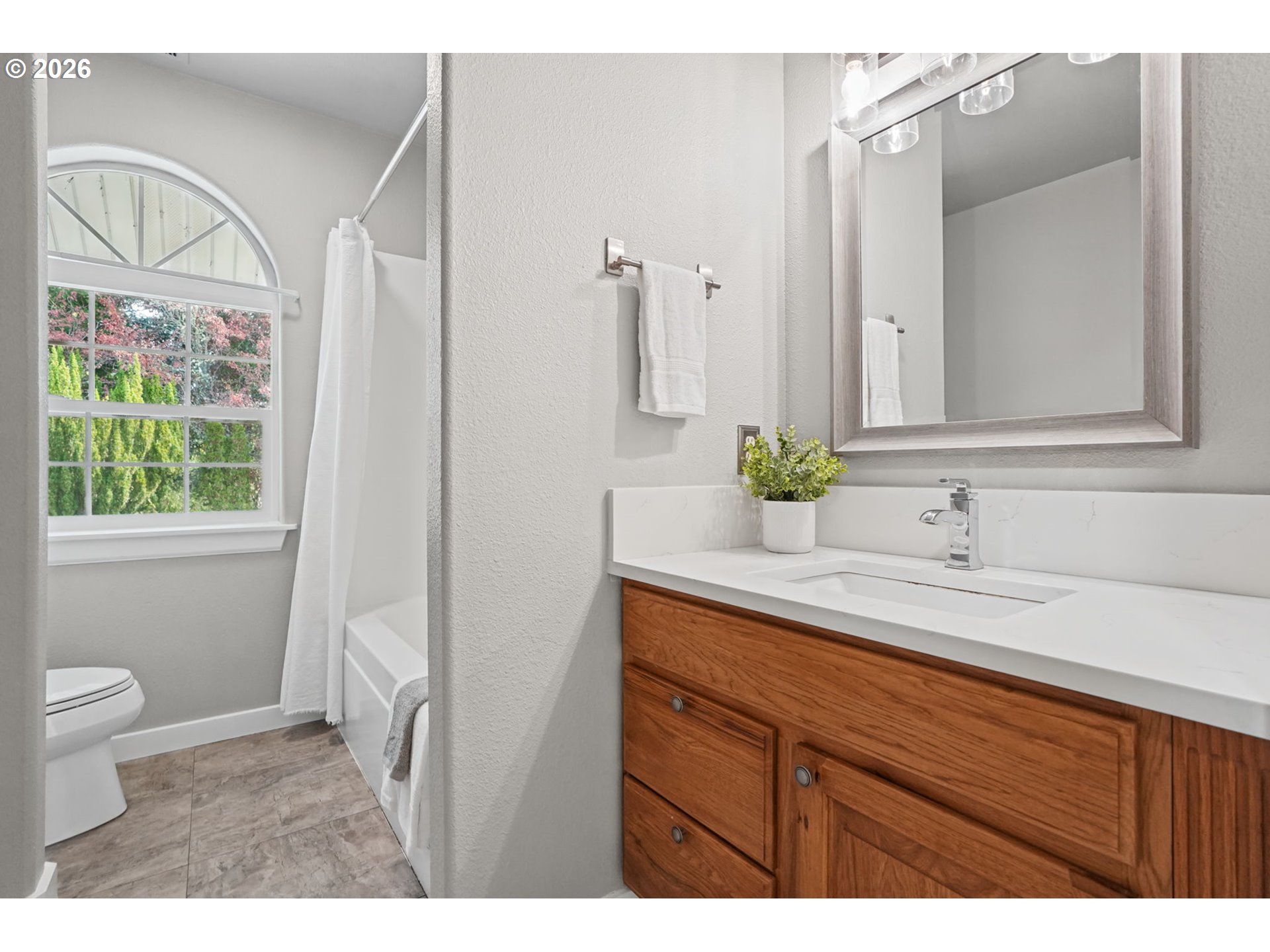 86104 Sells View Ln Property Photo 33