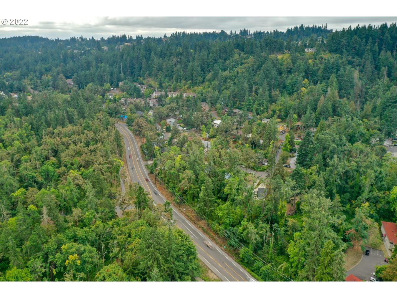 19885 Willamette Dr Property Photo 6