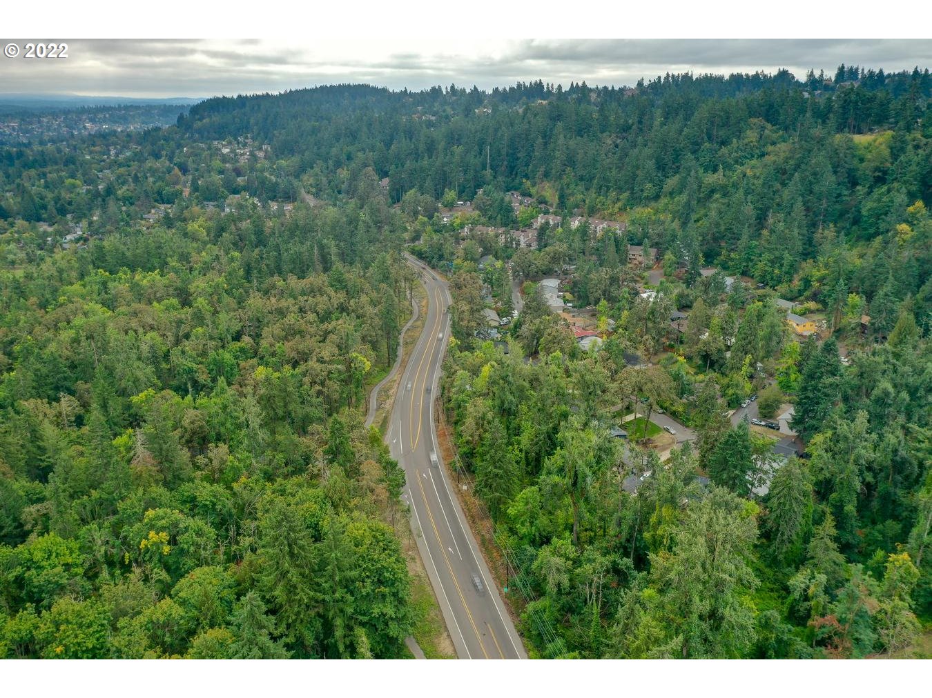 19885 Willamette Dr Property Photo 7
