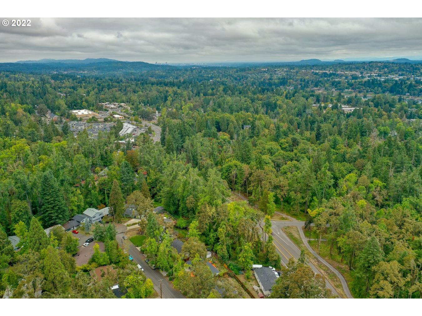 19885 Willamette Dr Property Photo 16