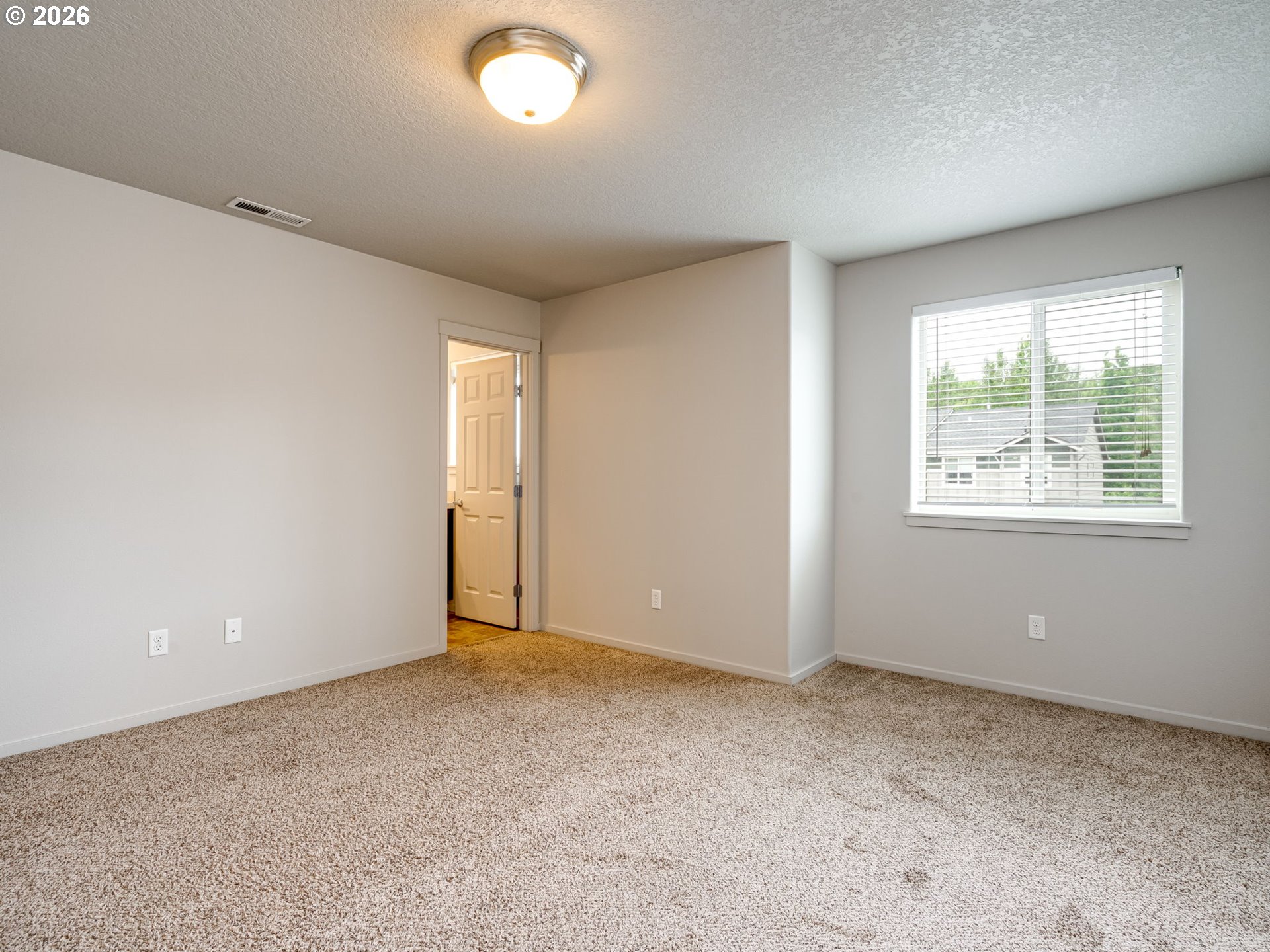1427 Ne 83rd Dr Property Photo 19