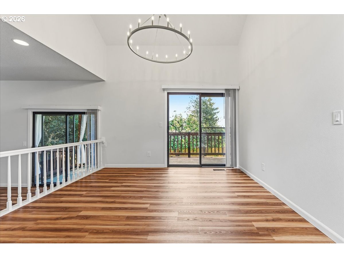 1635 Aspen St Property Photo 12