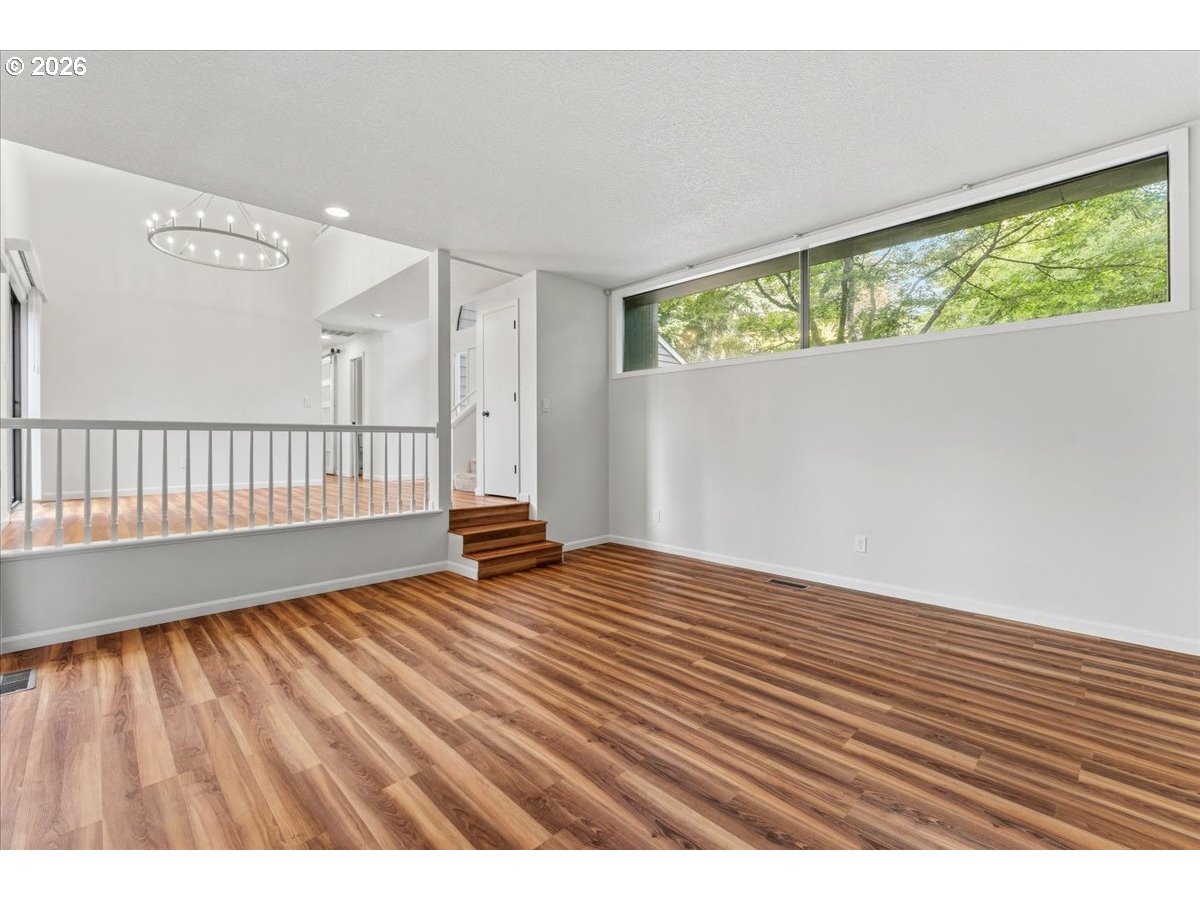 1635 Aspen St Property Photo 17
