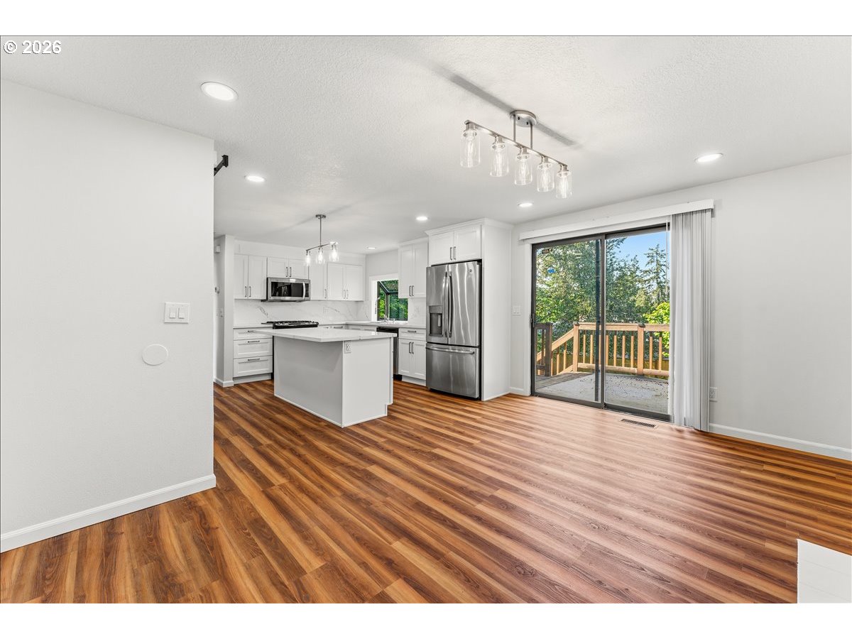 1635 Aspen St Property Photo 19