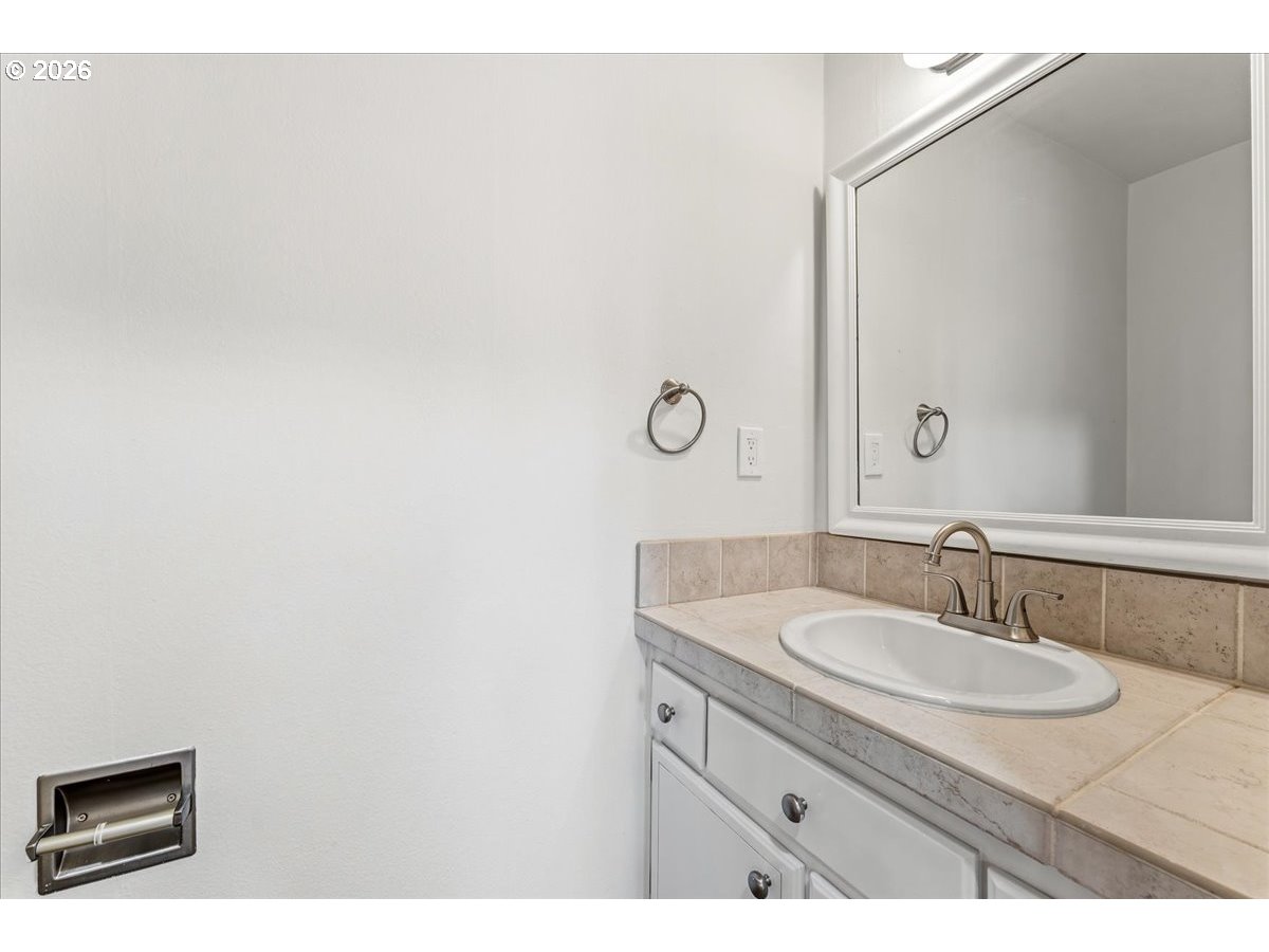 1635 Aspen St Property Photo 25