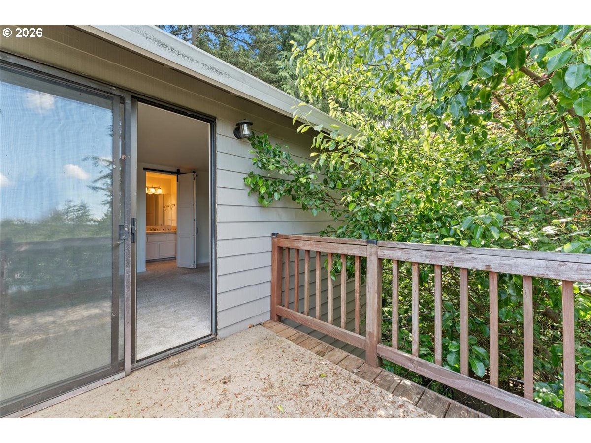 1635 Aspen St Property Photo 27