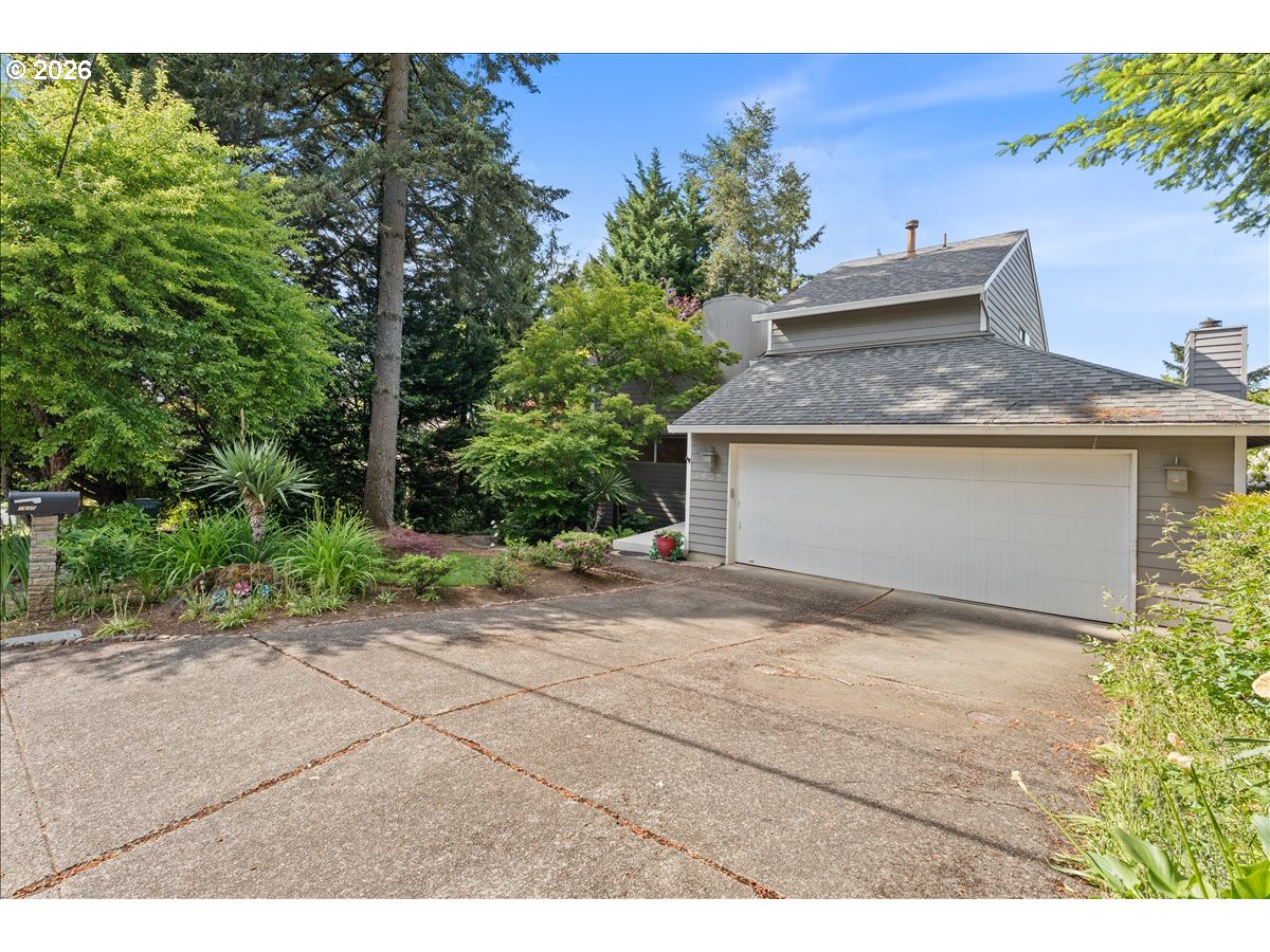 1635 Aspen St Property Photo 45