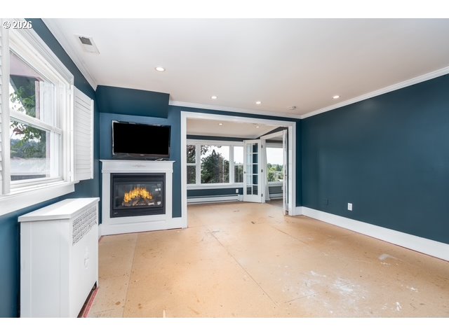 909 Center St Property Photo 24