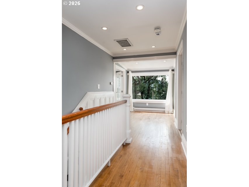 909 Center St Property Photo 29