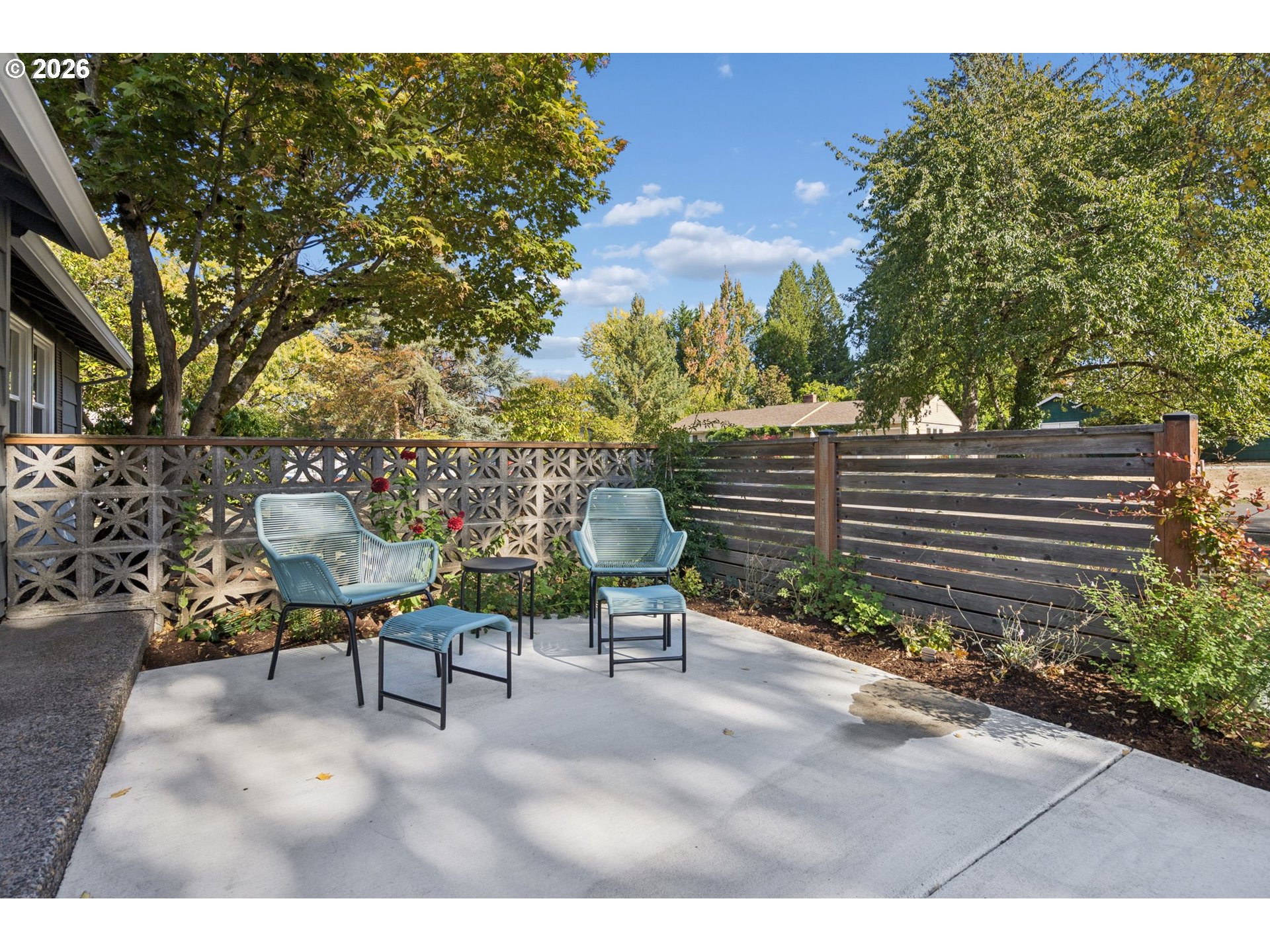 11905 Sw Douglas St Property Photo 3