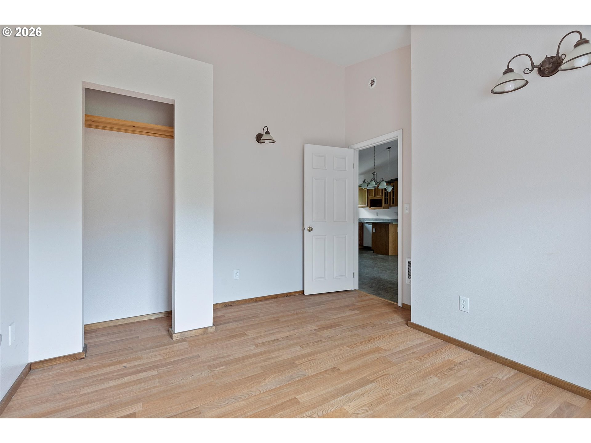725 N River Bend Rd Property Photo 18