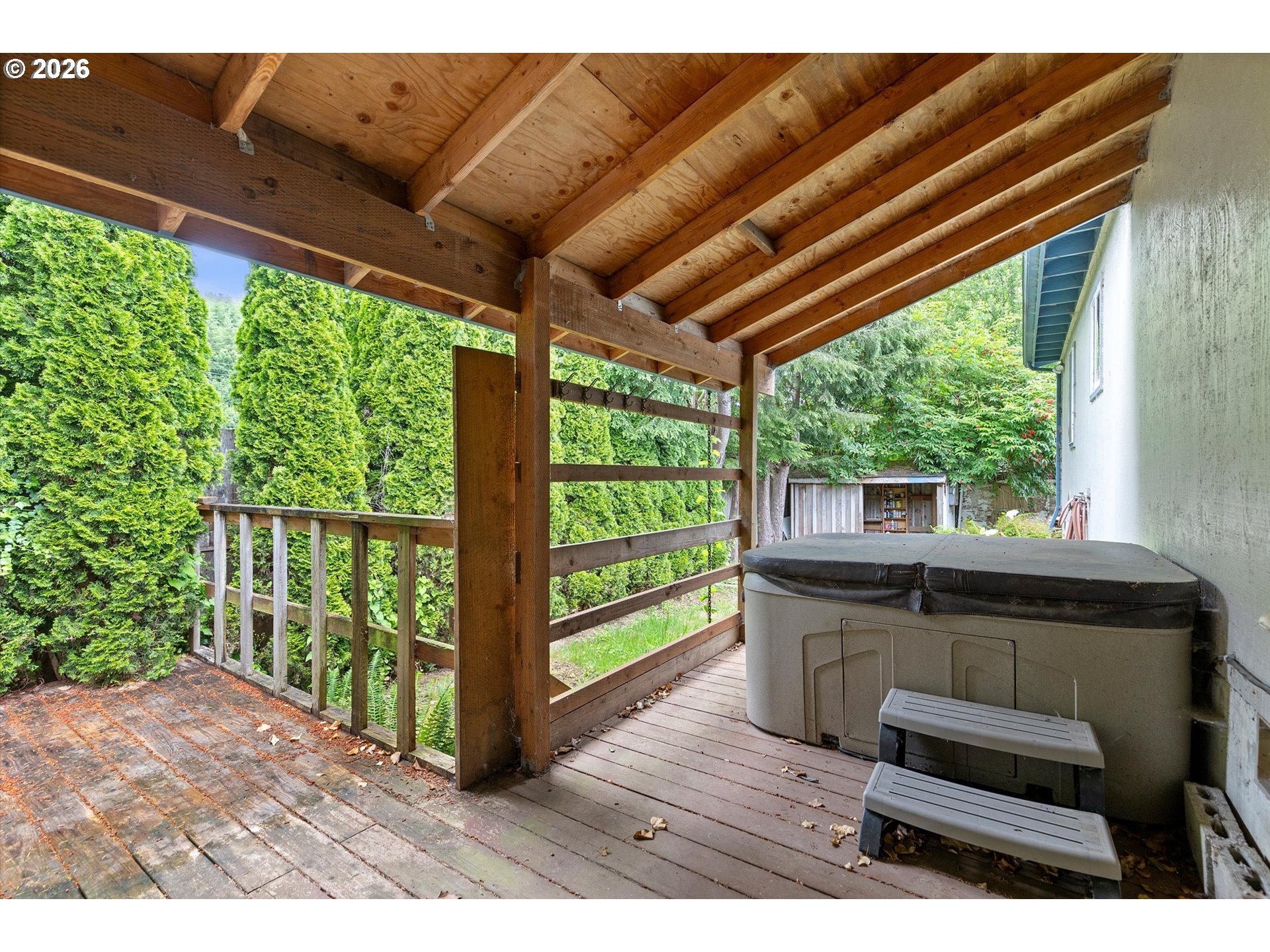 725 N River Bend Rd Property Photo 32
