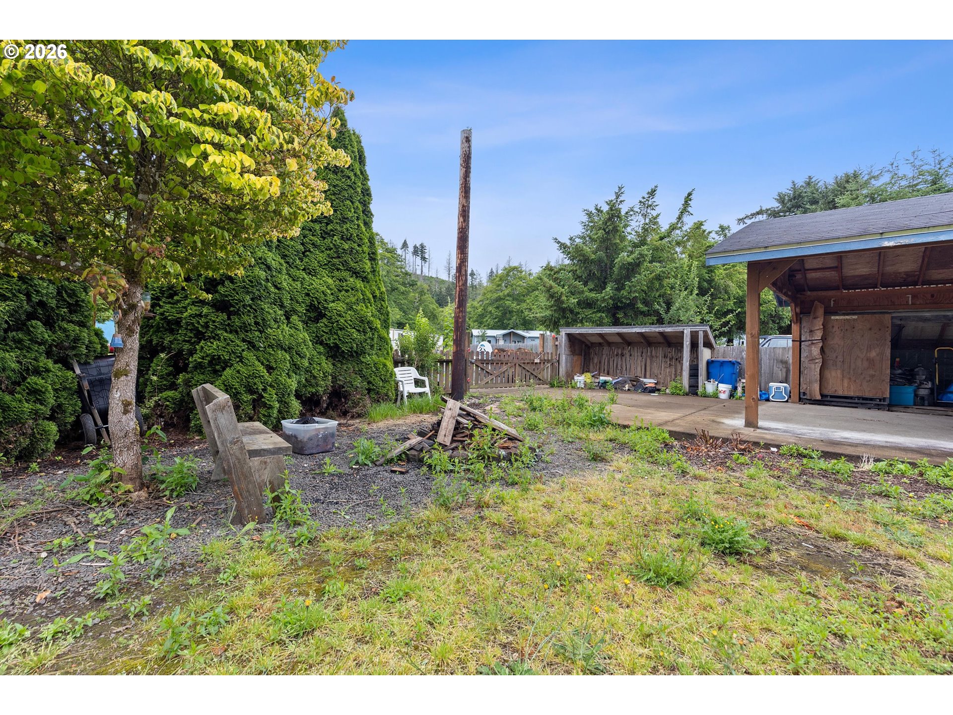 725 N River Bend Rd Property Photo 39