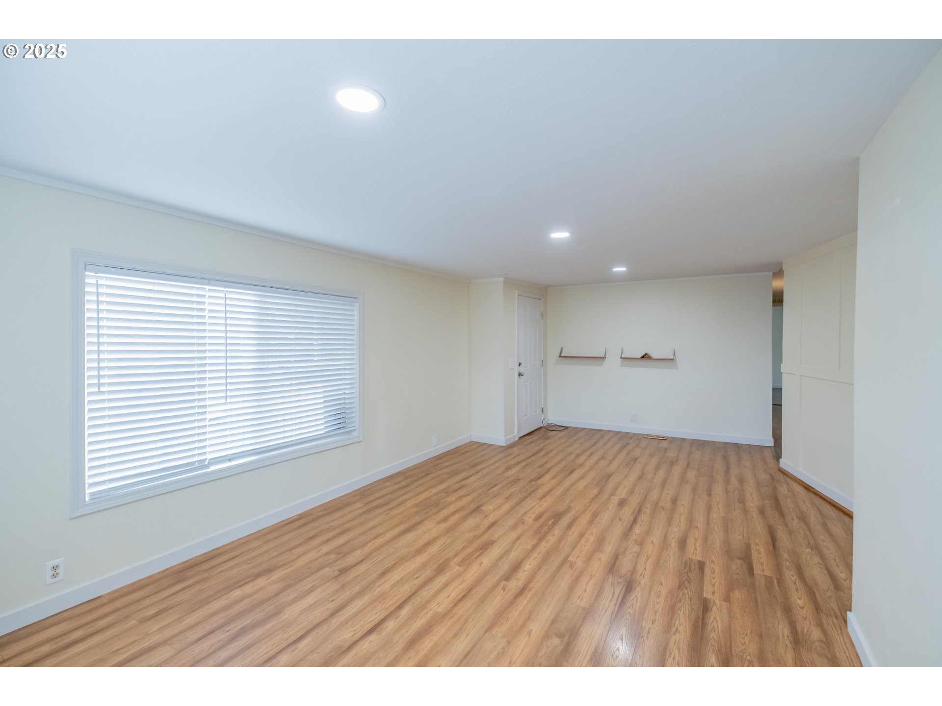 17640 Sw Declaration Way Property Photo 3