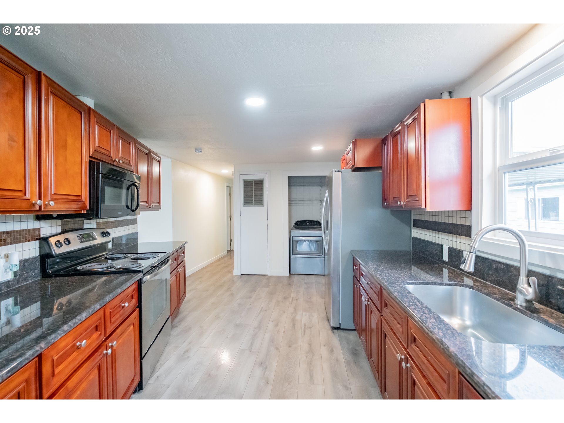 17640 Sw Declaration Way Property Photo 10