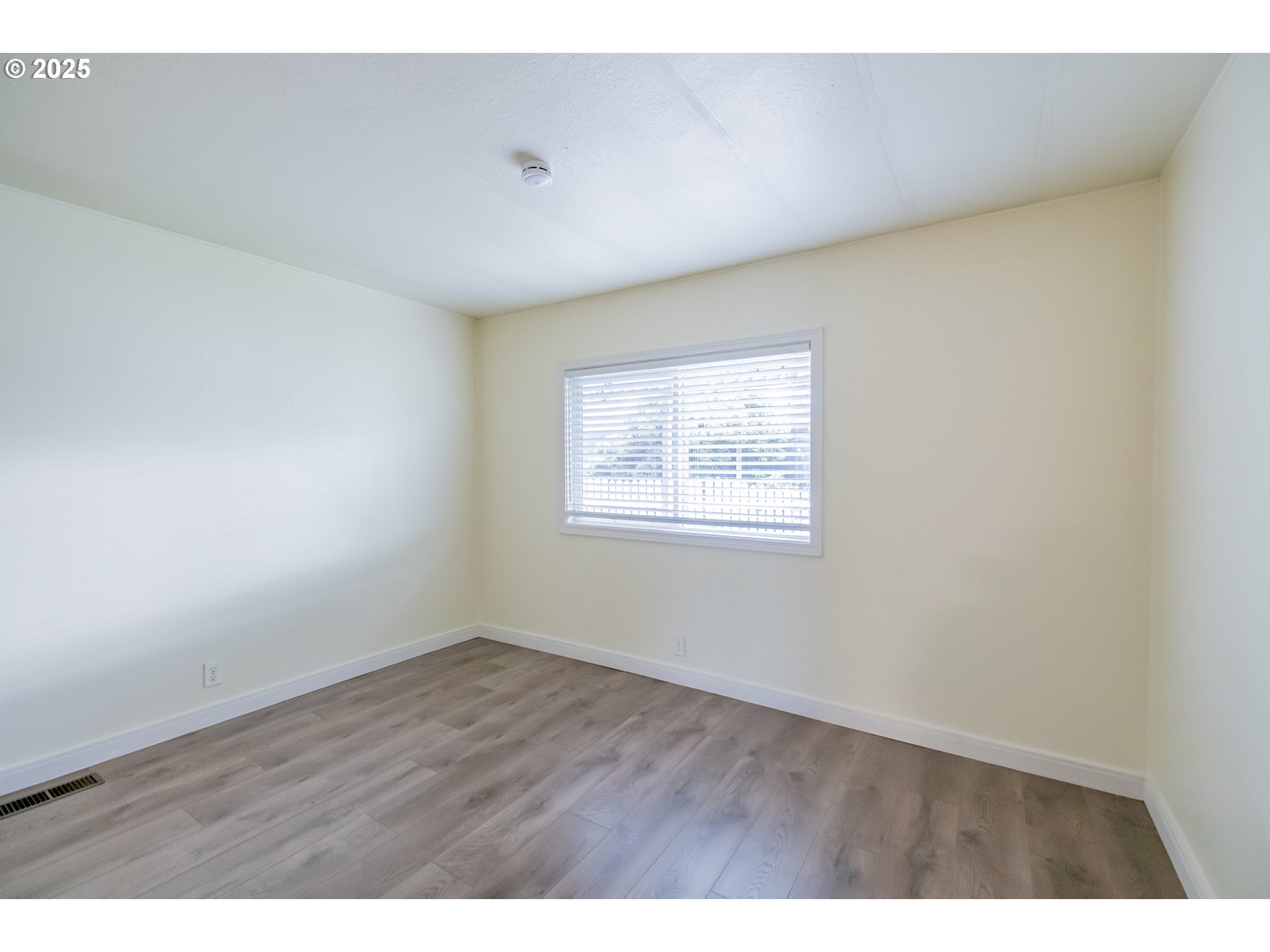 17640 Sw Declaration Way Property Photo 17