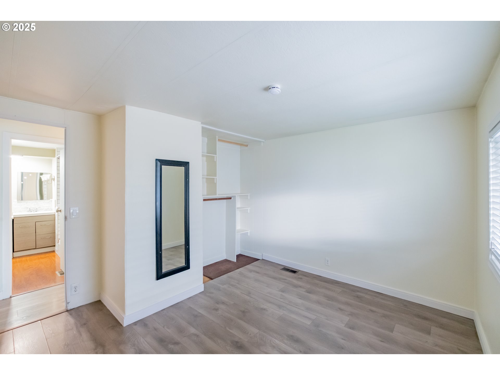 17640 Sw Declaration Way Property Photo 18