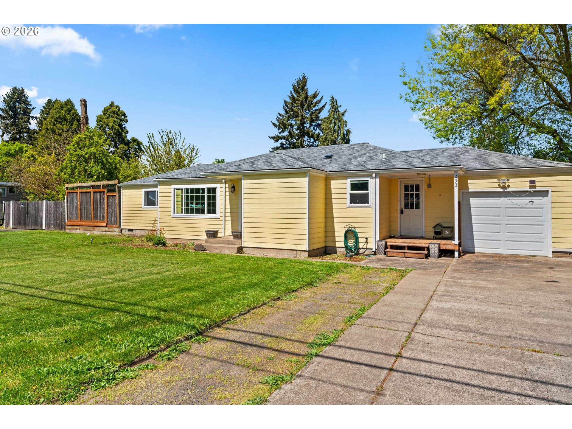 233 Howard Ave Property Photo 1