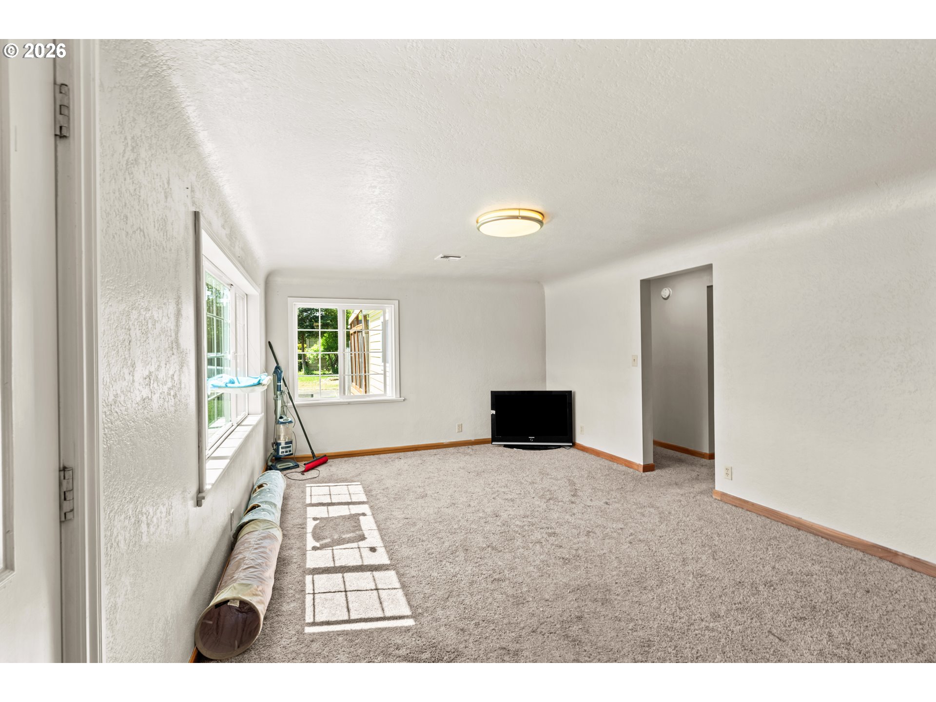 233 Howard Ave Property Photo 6