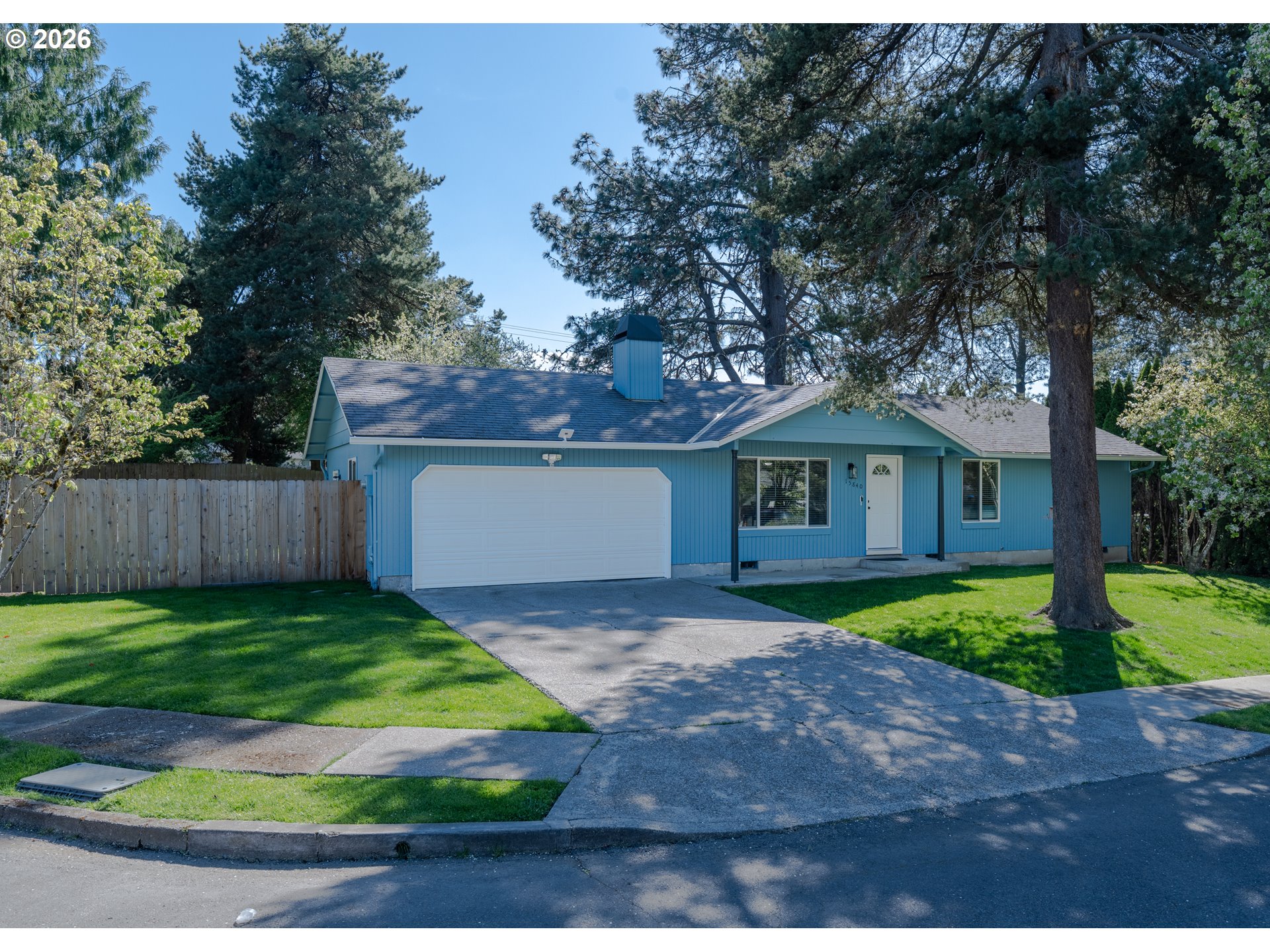 15840 Sw Sunset Ct Property Photo 1