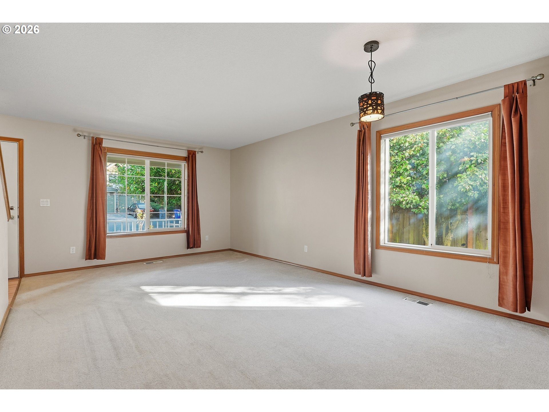 2520 Sw Miles St Property Photo 6