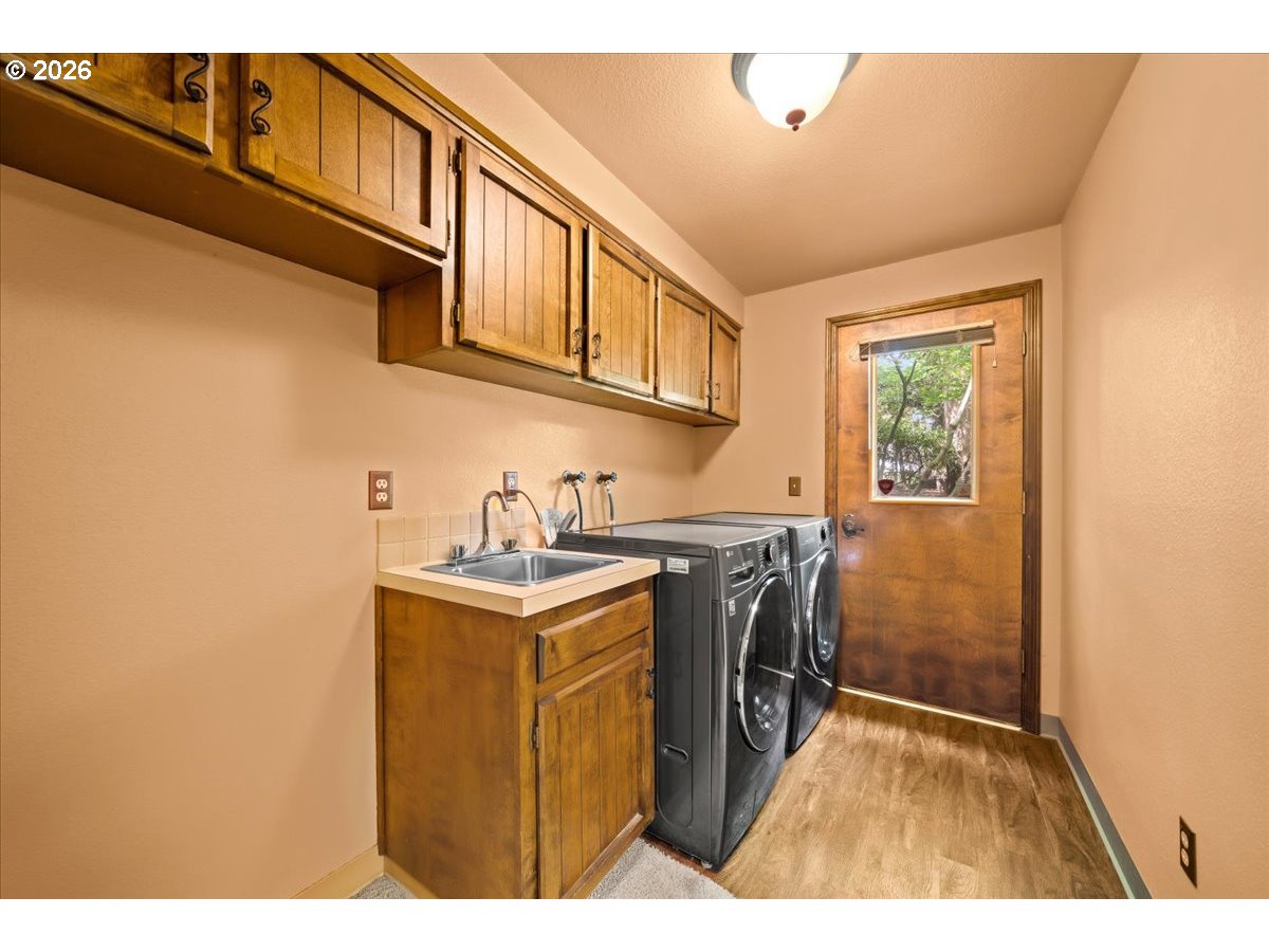 1111 Nw Satara Ct Property Photo 20