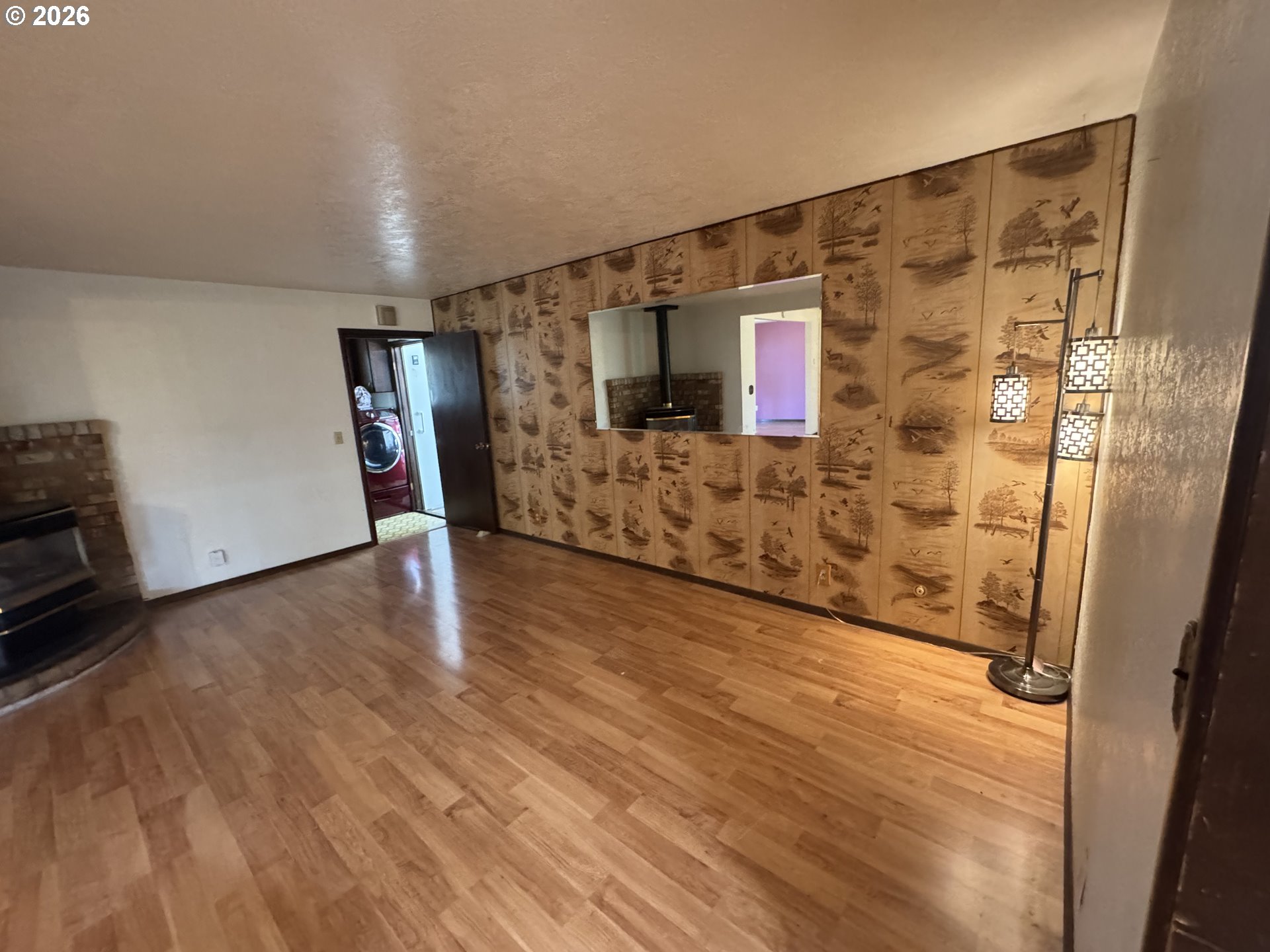 845 W Rose St Property Photo 7