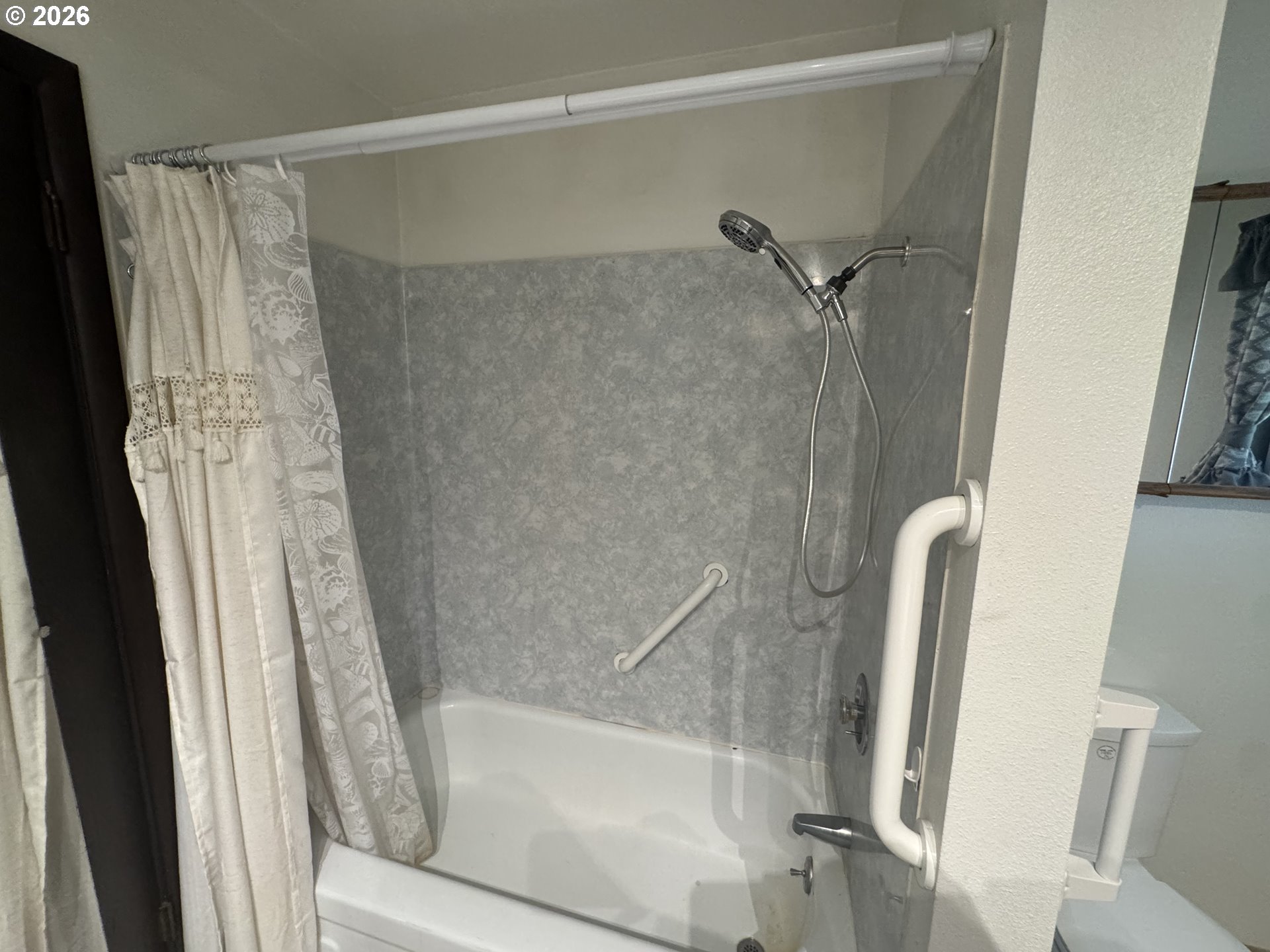 845 W Rose St Property Photo 26