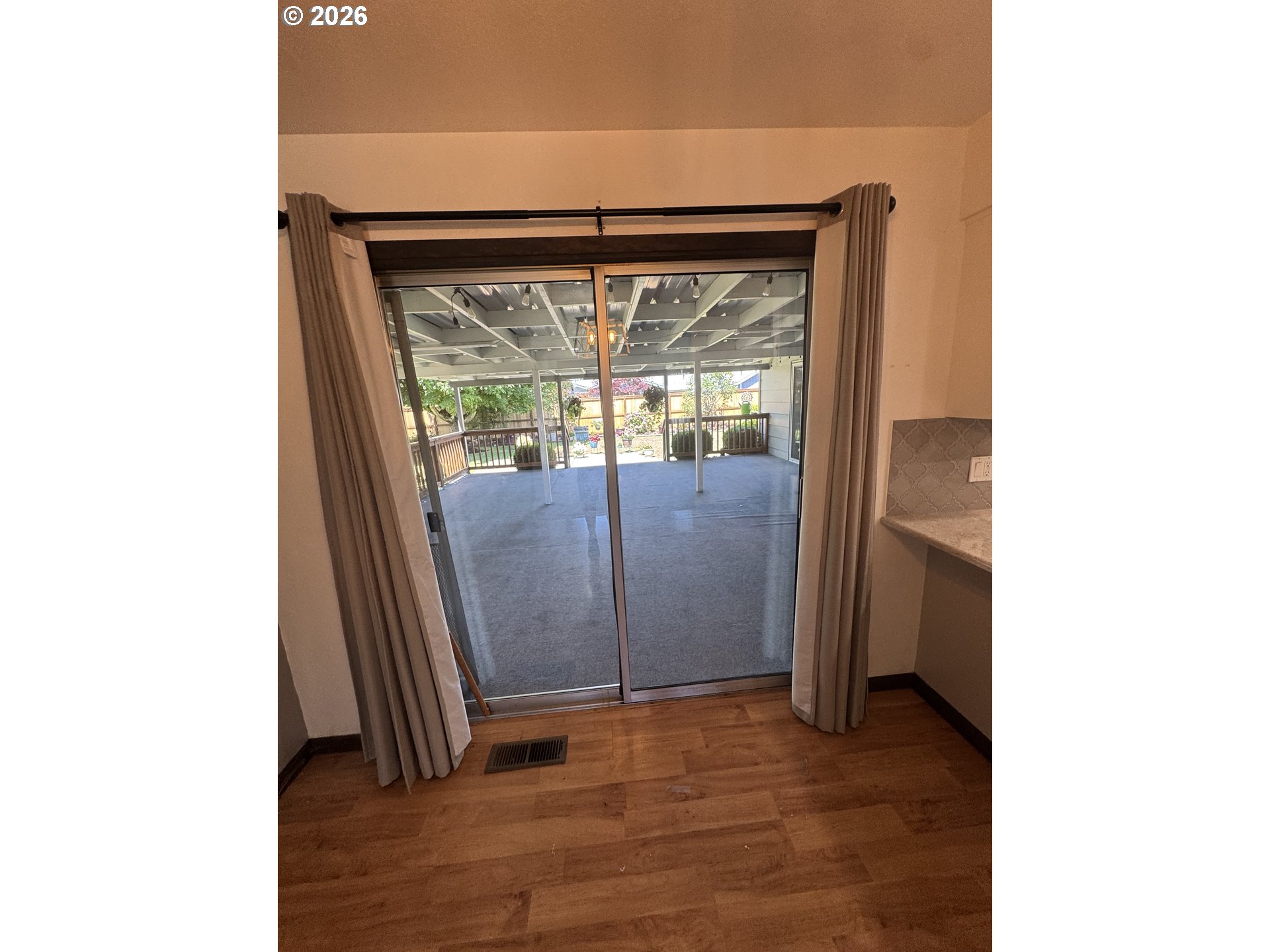 845 W Rose St Property Photo 35