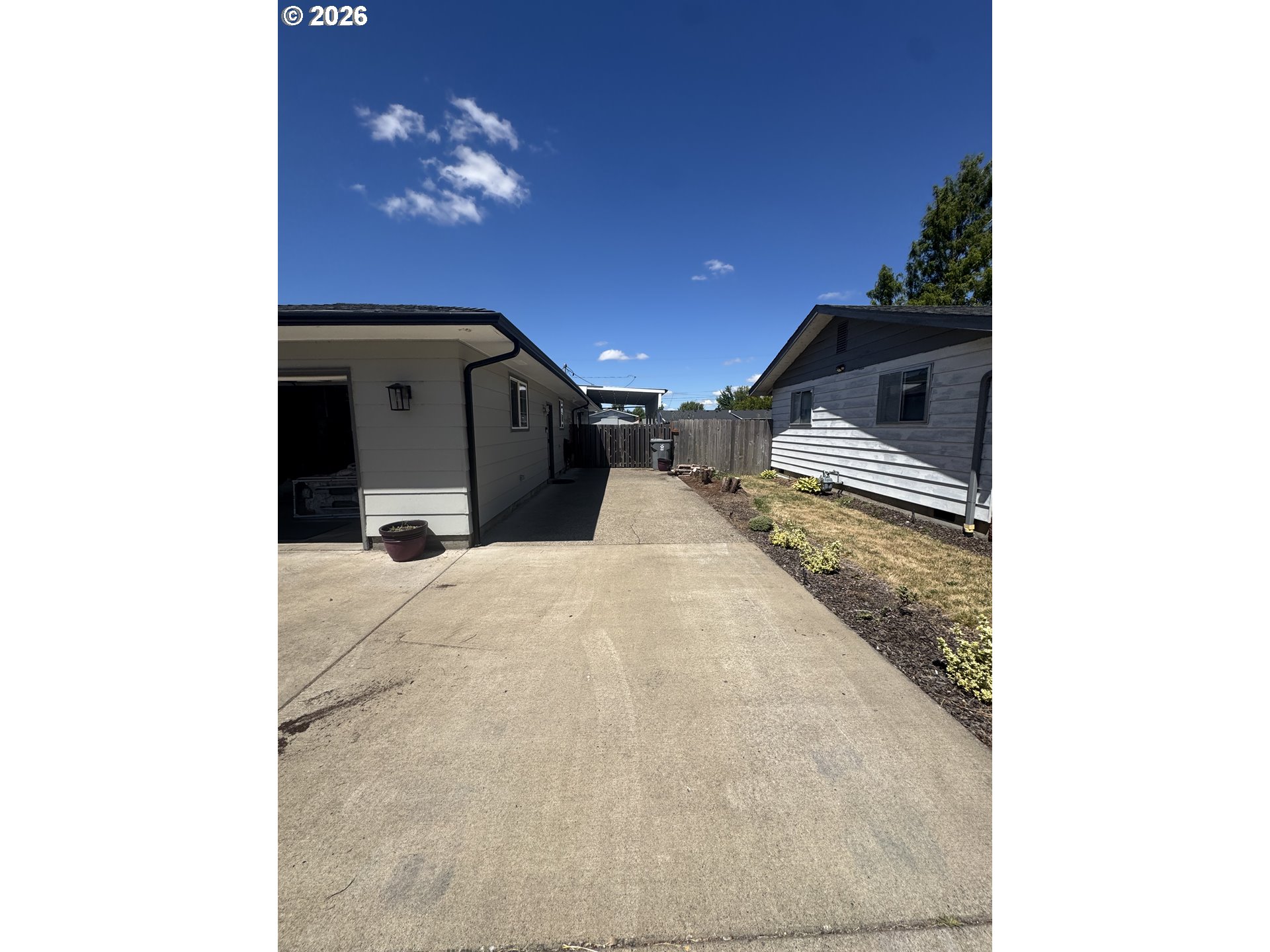 845 W Rose St Property Photo 47